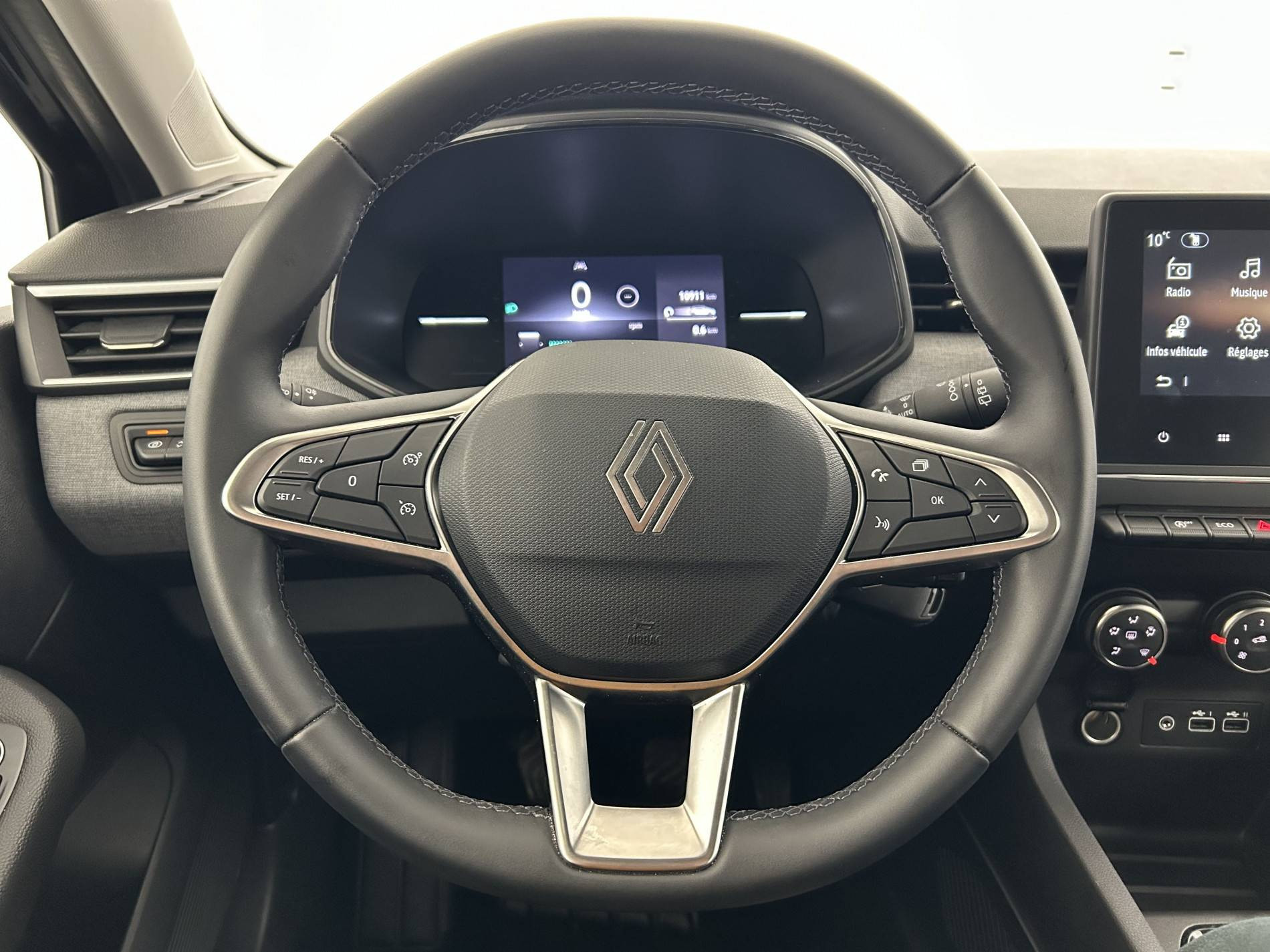 Vente en ligne Renault Clio 5 Clio Blue dCi 100 ch GSR2 au prix de 18 090 €