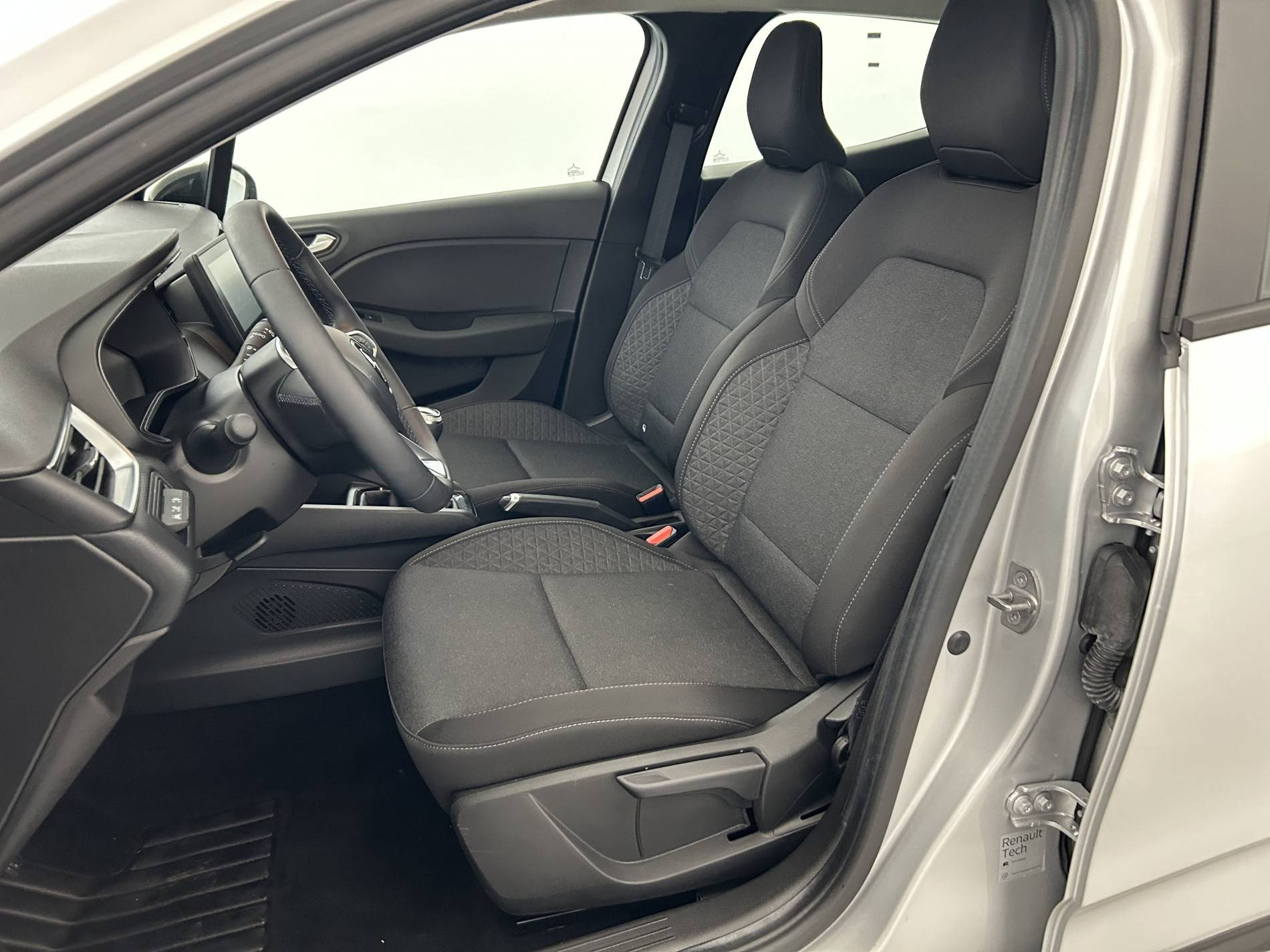 Vente en ligne Renault Clio 5 Clio TCe 90 au prix de 13 590 €