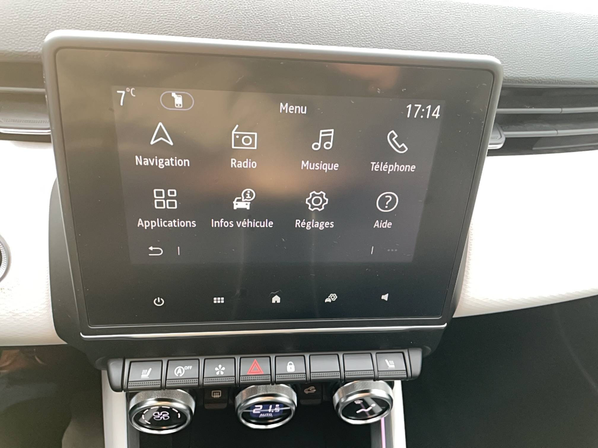 Vente en ligne Renault Clio 5 Clio TCe 90 au prix de 13 990 €