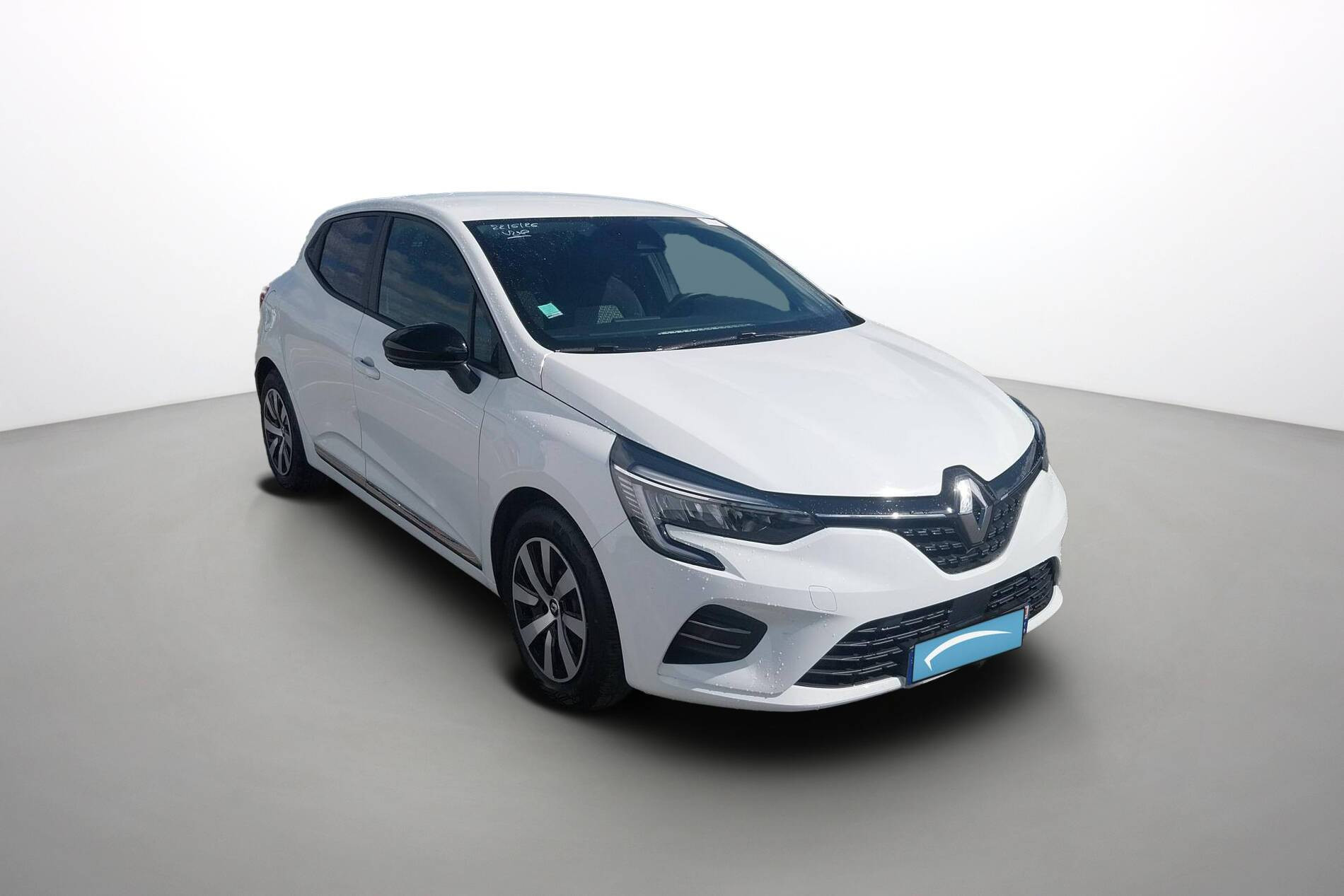 Vente en ligne Renault Clio 5 Clio E-Tech full hybrid 145 au prix de 16 490 €