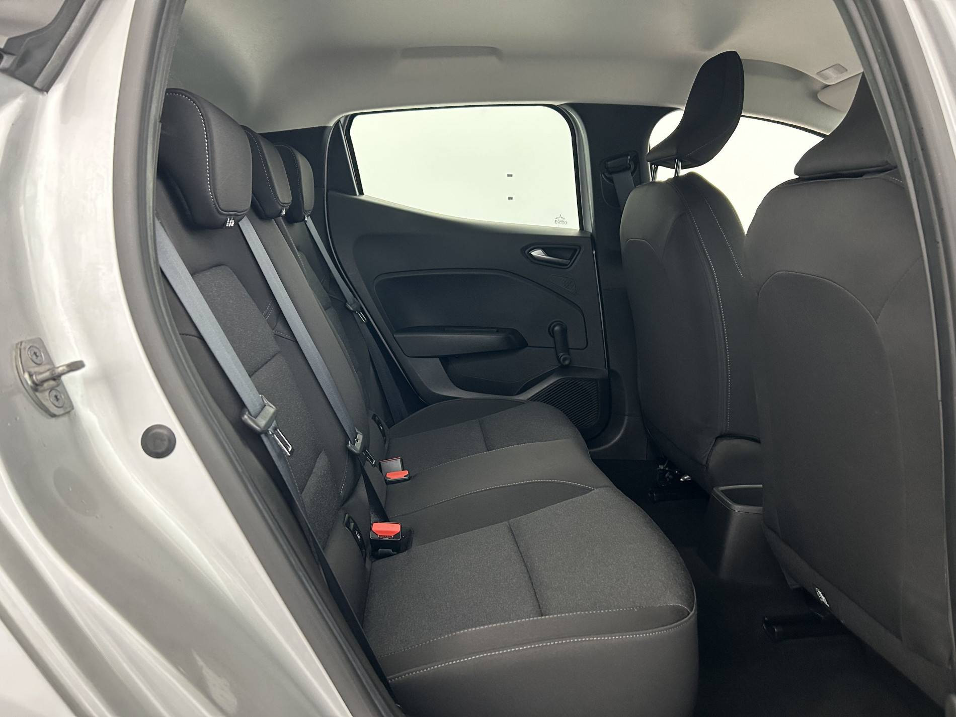 Vente en ligne Renault Clio 5 Clio TCe 90 au prix de 14 000 €