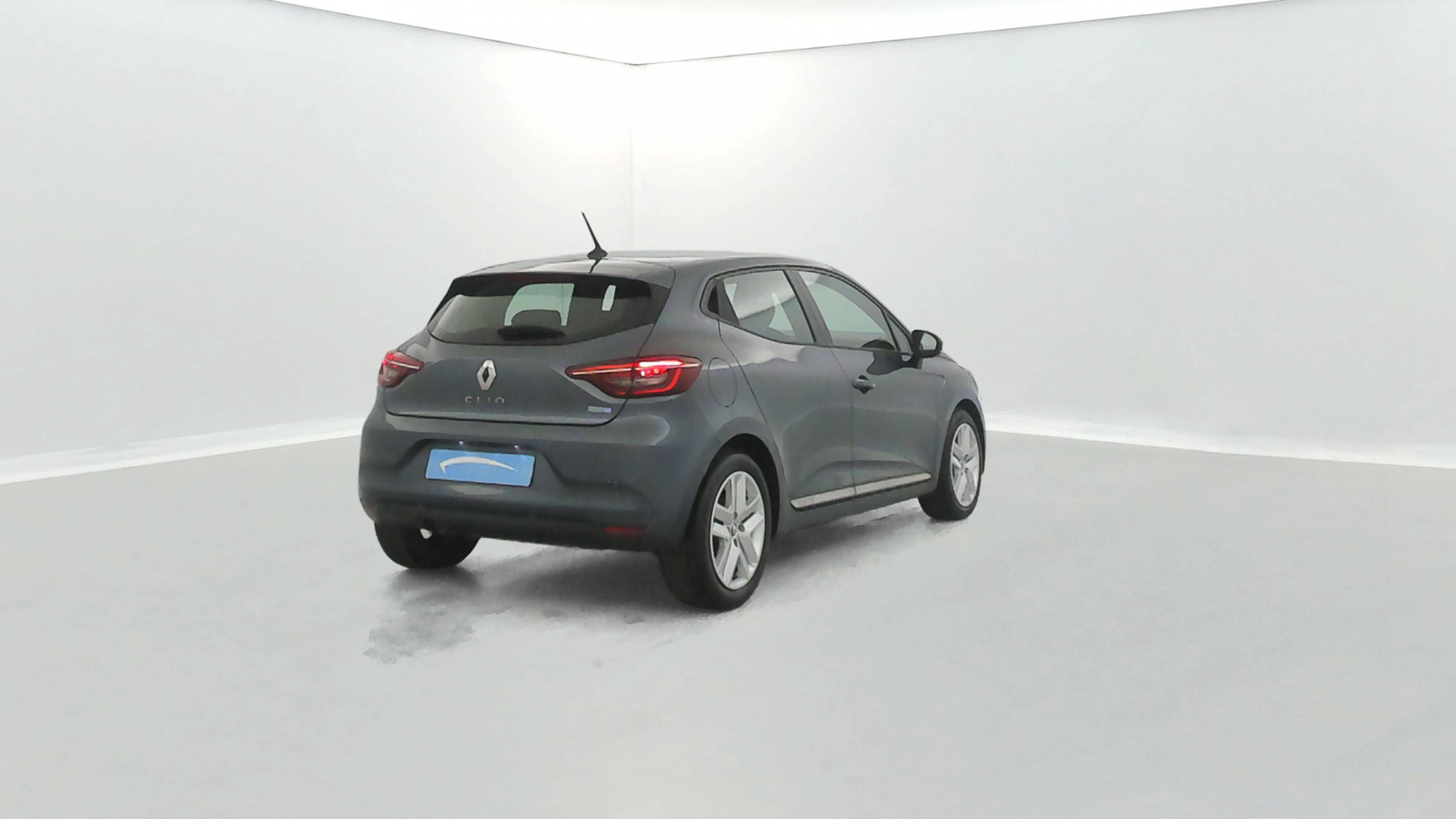 Vente en ligne Renault Clio 5 Clio E-Tech 140 - 21N au prix de 14 970 €