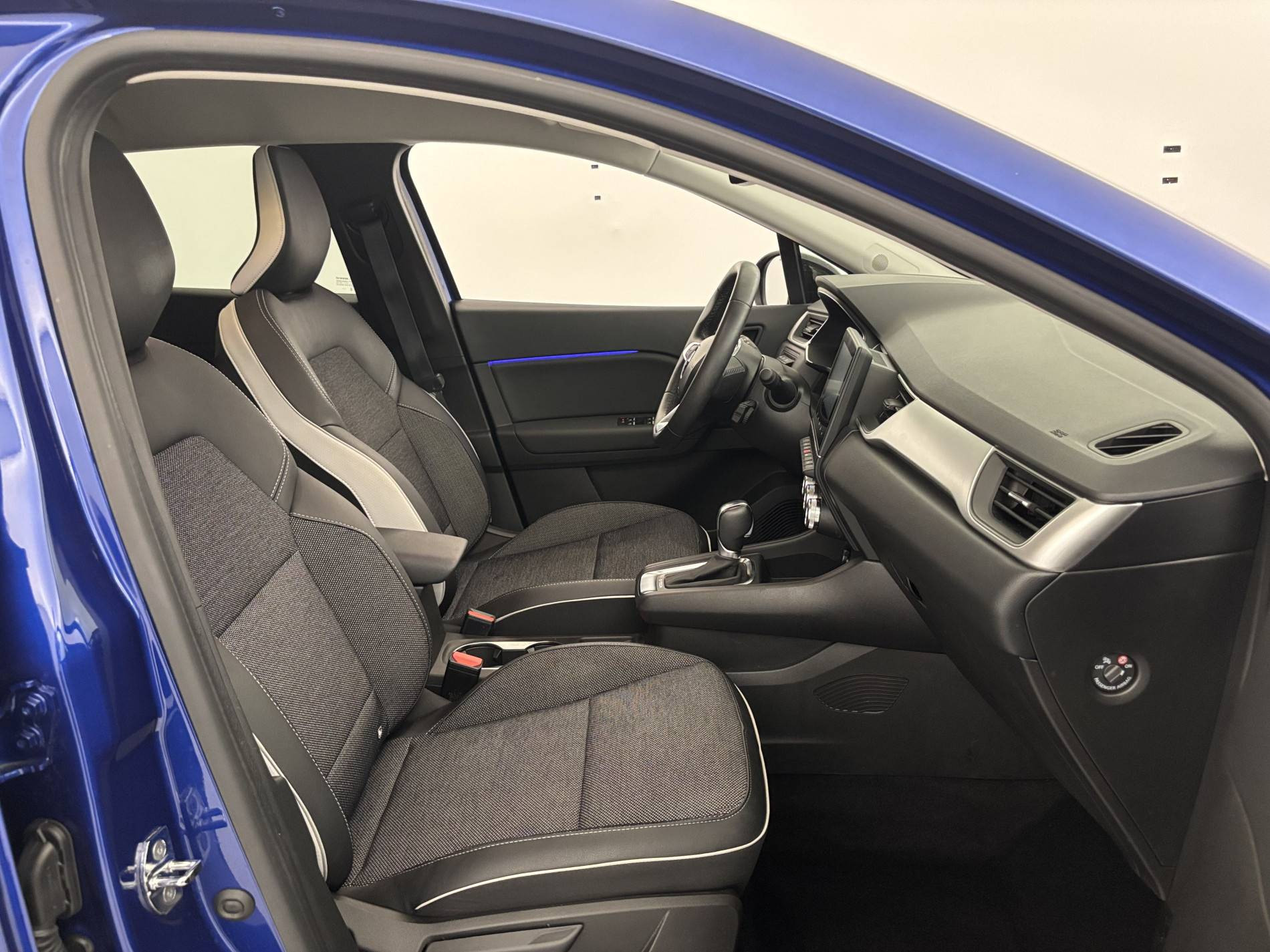 Vente en ligne Renault Captur  E-Tech 145 - 21 au prix de 19 490 €