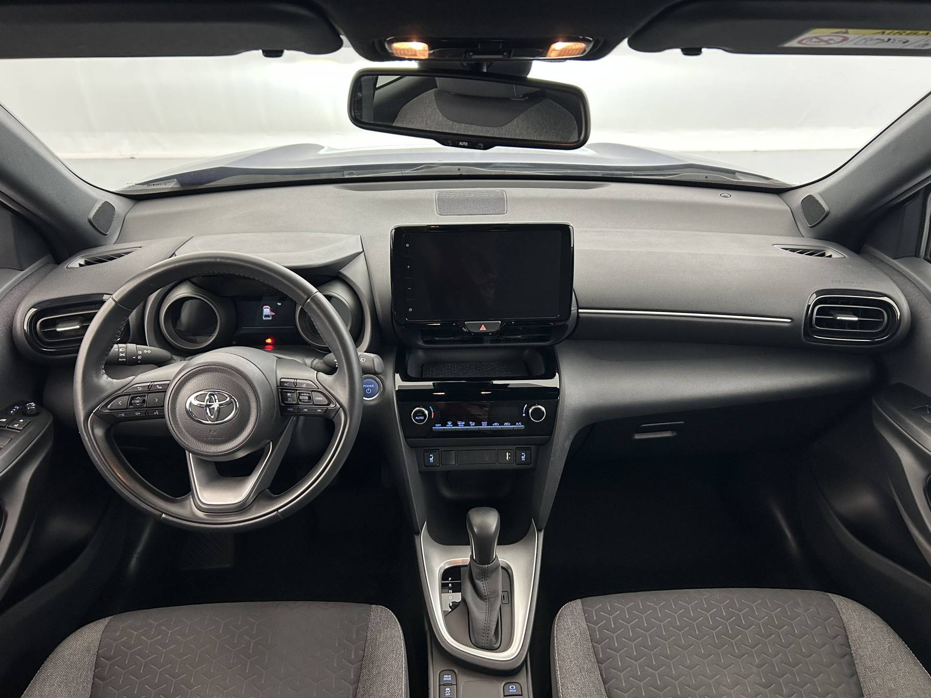 Vente en ligne Toyota Yaris Cross  116h 2WD au prix de 20 990 €