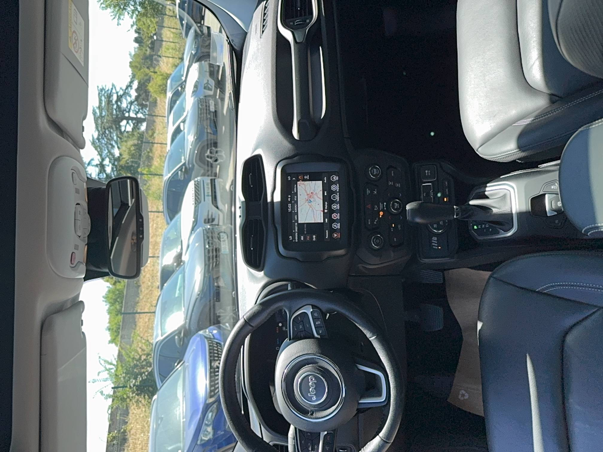 Vente en ligne Jeep Renegade  1.3 Turbo T4 190 ch PHEV BVA6 4xe eAWD au prix de 21 990 €