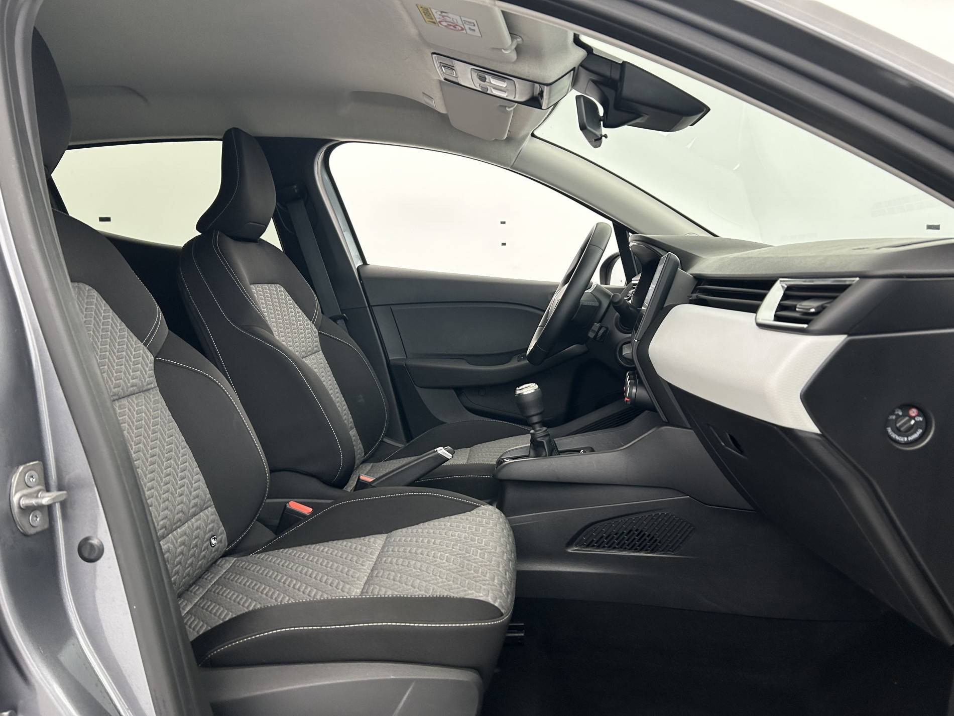 Vente en ligne Renault Clio 5 Clio TCe 90 au prix de 14 990 €