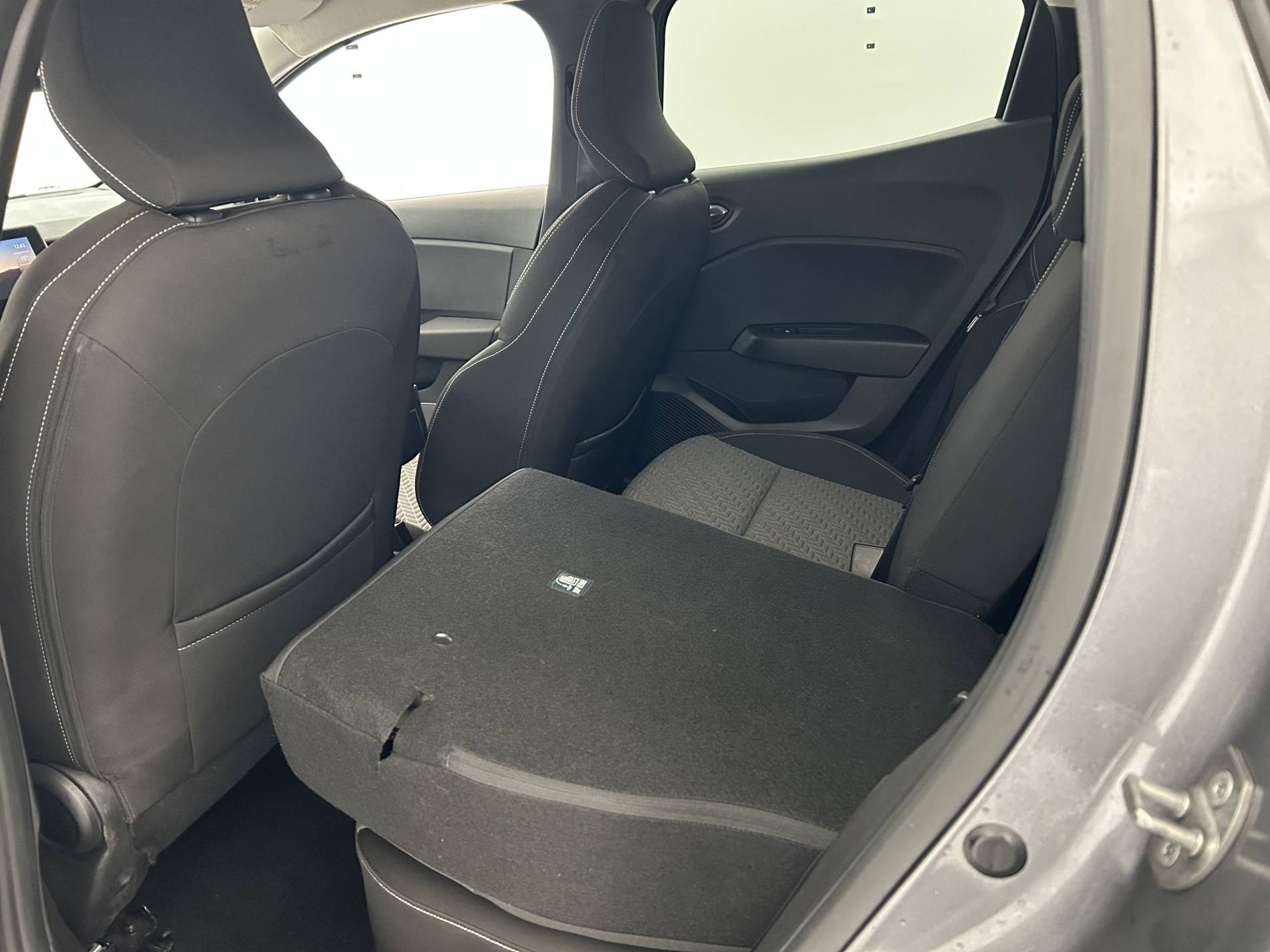 Vente en ligne Renault Clio 5 Clio TCe 100 GPL au prix de 13 990 €