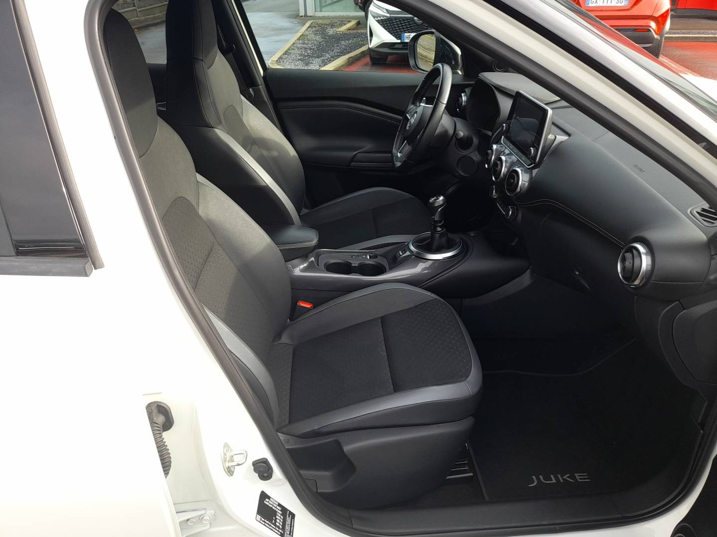 Vente en ligne Nissan Juke F16A SHADOW DIG-T 114 au prix de 18 690 €