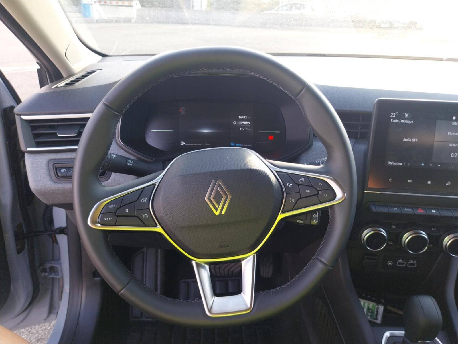 Vente en ligne Renault Clio 5 Clio E-Tech full hybrid 145 ch GSR2 au prix de 19 990 €