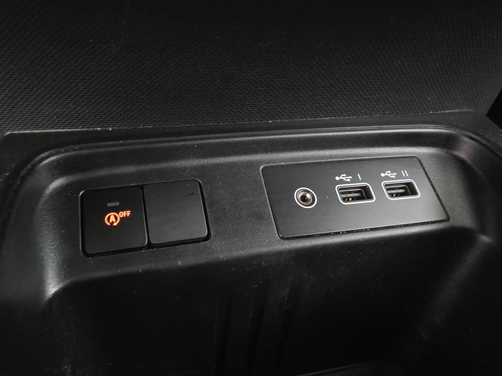 Vente en ligne Renault Twingo 3  SCe 65 au prix de 11 490 €