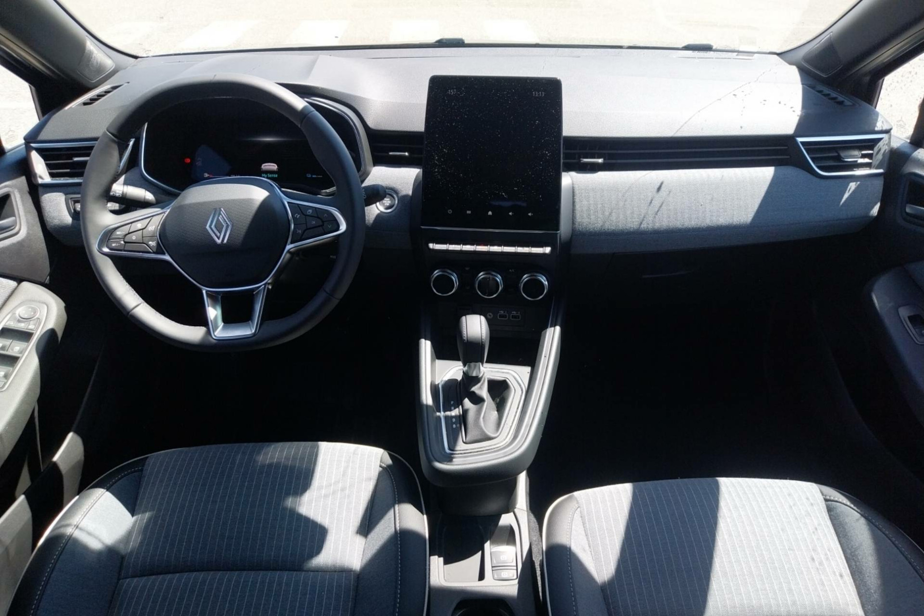 Vente en ligne Renault Clio 5 Clio E-Tech full hybrid 145 ch GSR2 au prix de 22 990 €
