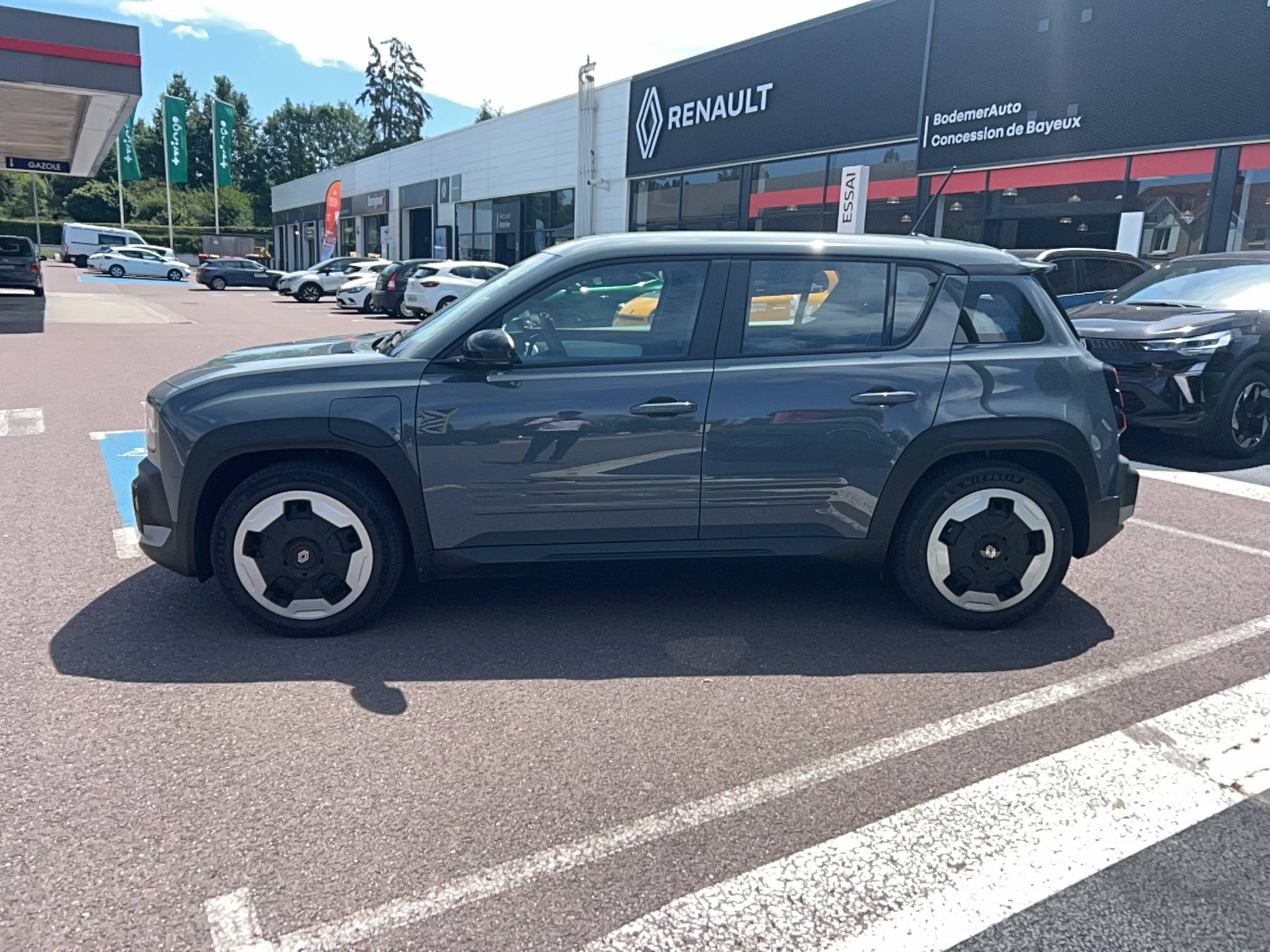 Vente en ligne Renault R4 E-Tech  150 ch autonomie confort au prix de 31 990 €