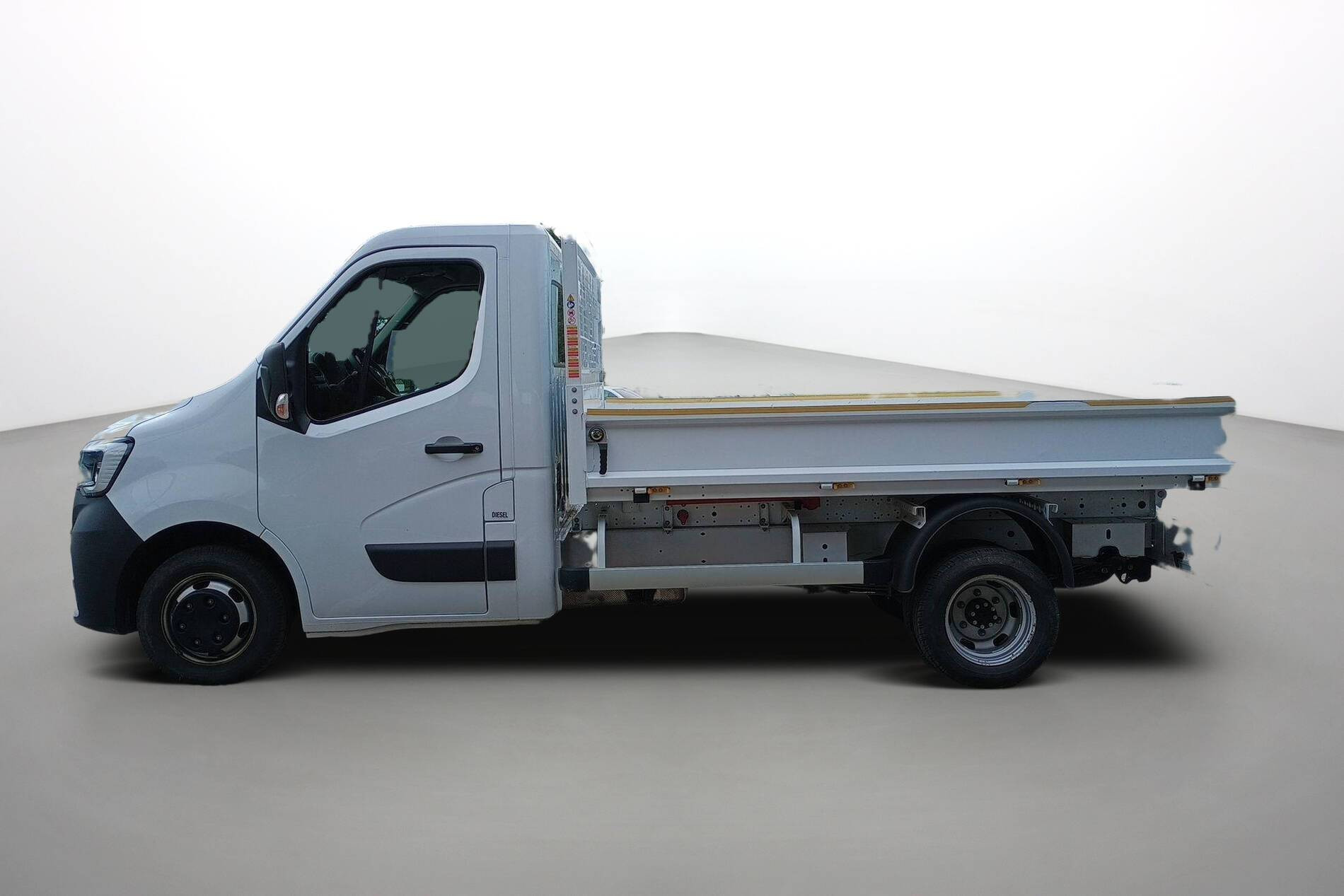 Vente en ligne Renault Master 3 Châssis Cabine MASTER CC PROP RJ3500 L2 PAFC BLUE DCI 130 EURO VI au prix de 32 400 €