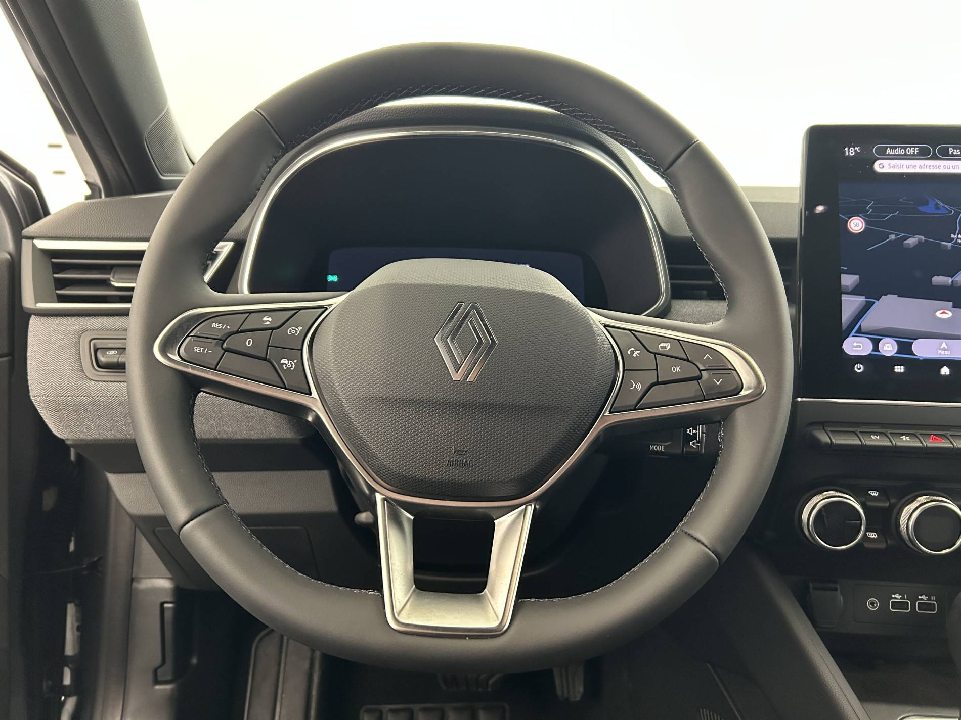 Vente en ligne Renault Clio 5 Clio E-Tech full hybrid 145 ch GSR2 au prix de 22 990 €