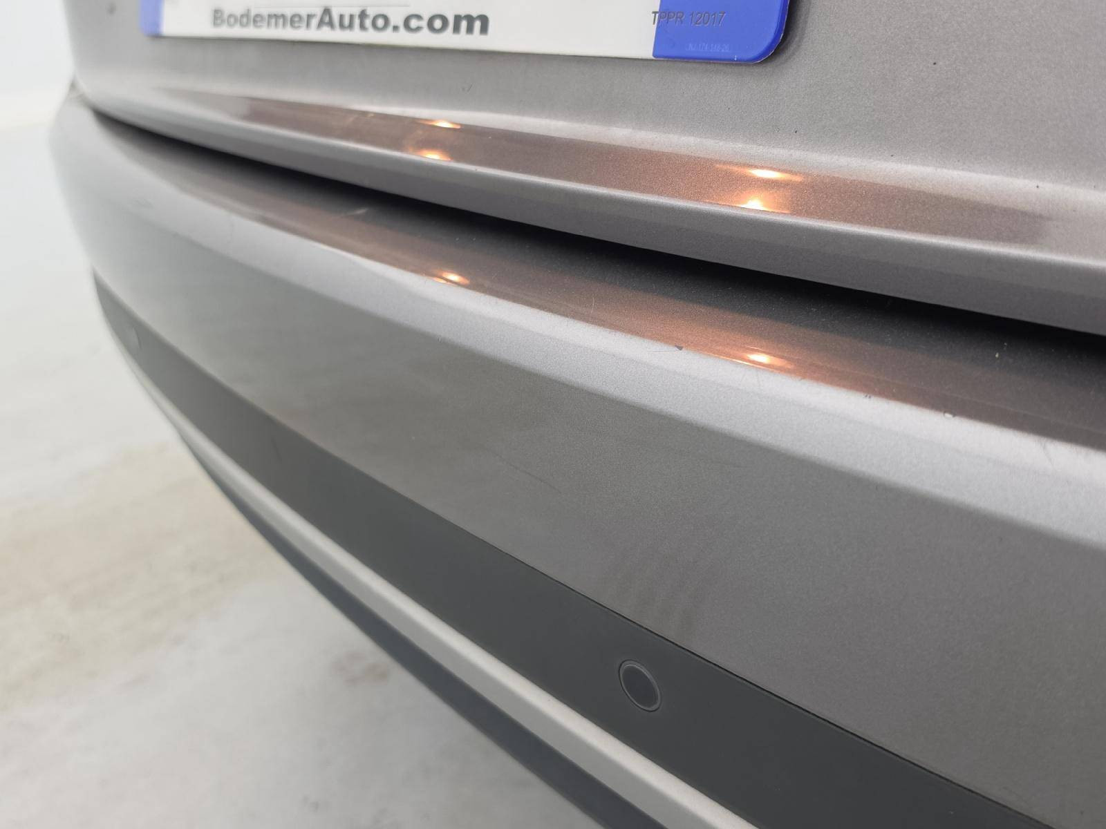 Vente en ligne Renault Grand Scenic 4 Grand Scenic Blue dCi 150 EDC au prix de 16 490 €