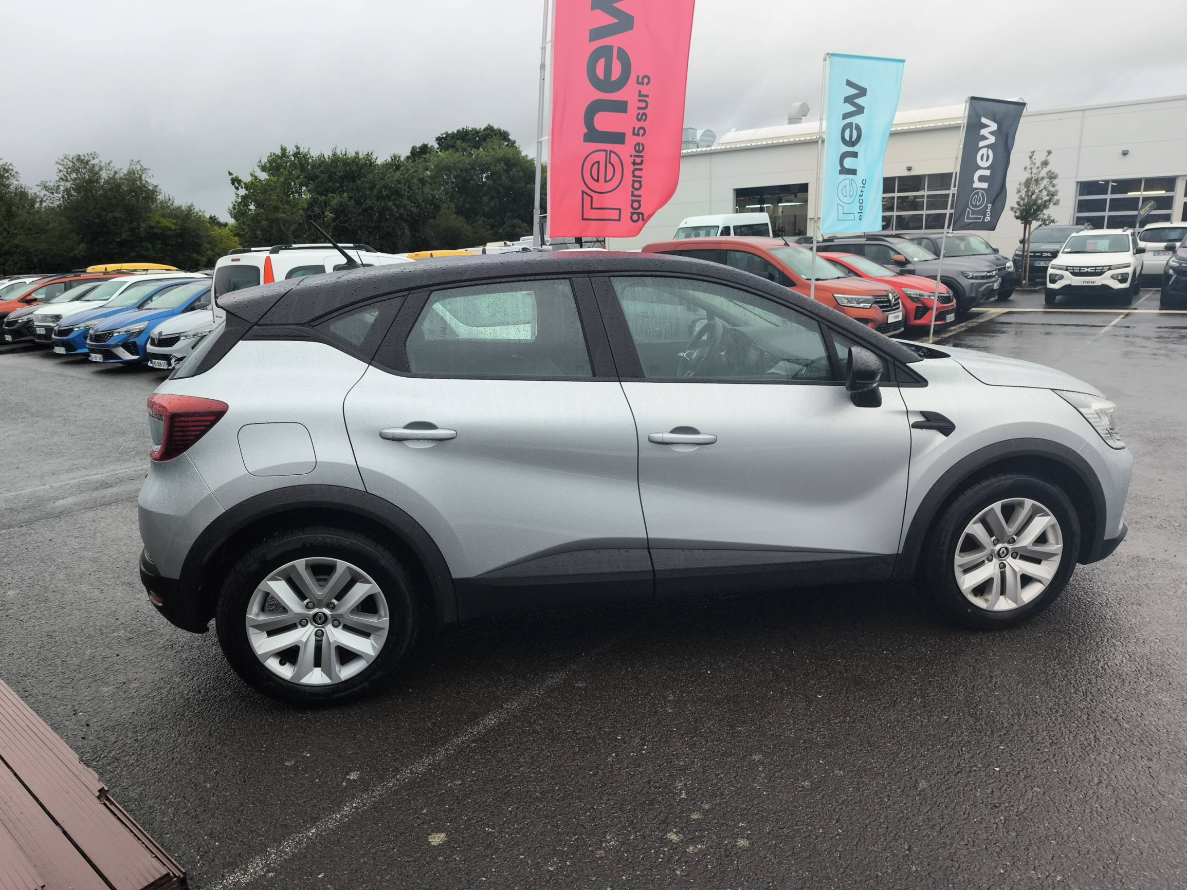 Vente en ligne Renault Captur  E-Tech 145 - 21 au prix de 14 490 €