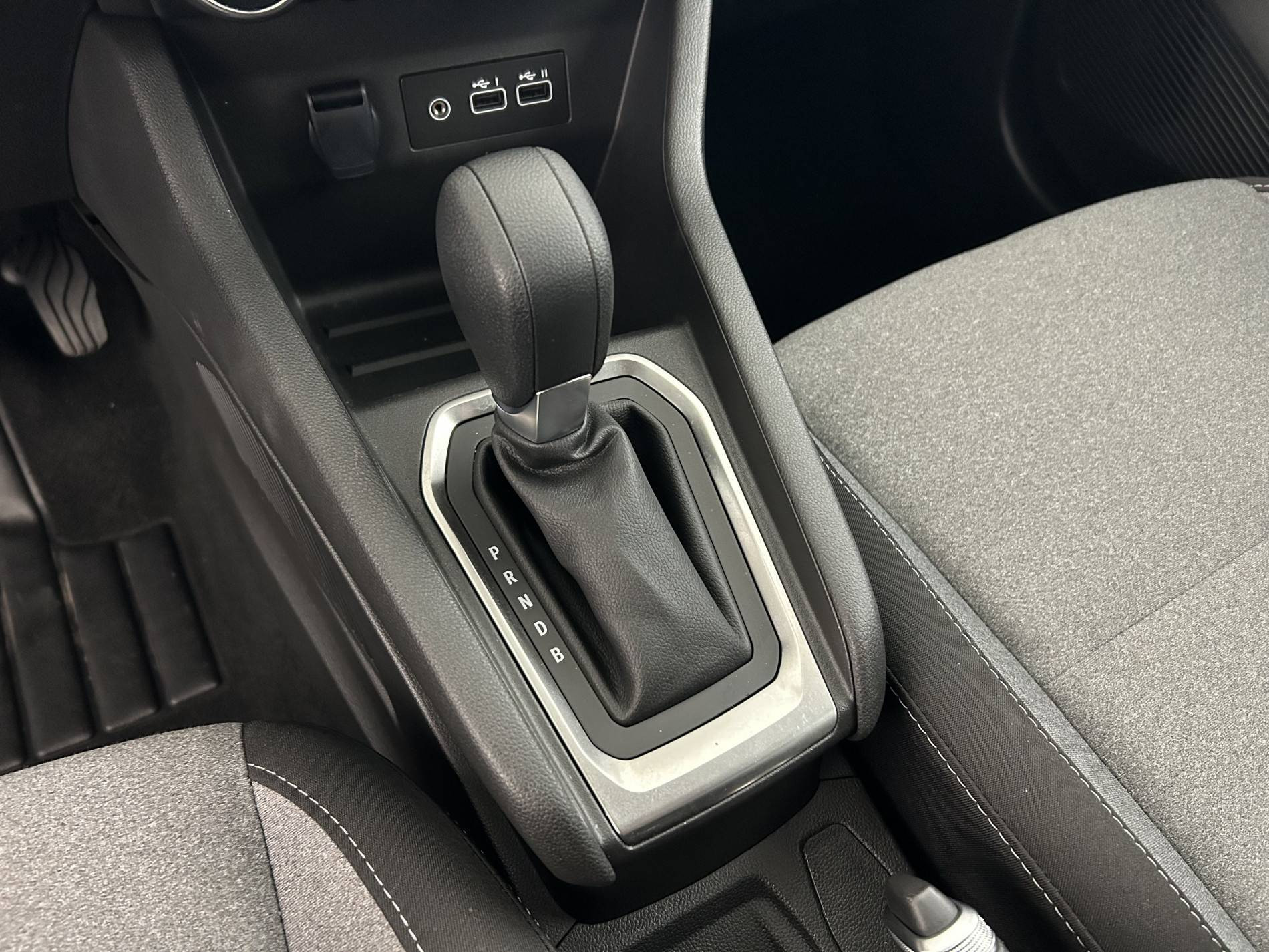 Vente en ligne Renault Clio 5 Clio E-Tech full hybrid 145 ch GSR2 au prix de 20 990 €