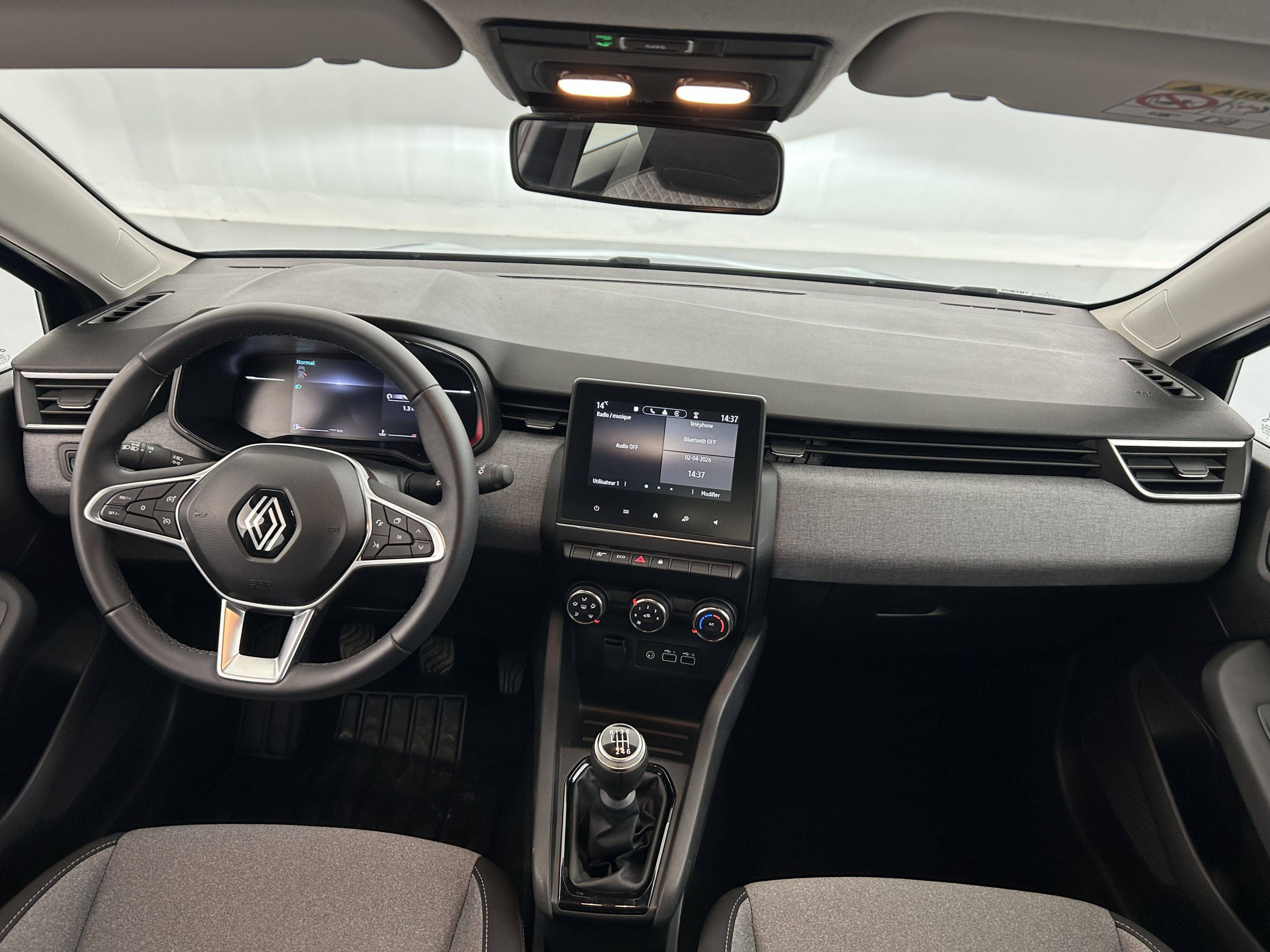 Vente en ligne Renault Clio 5 Clio TCe 90 au prix de 15 990 €