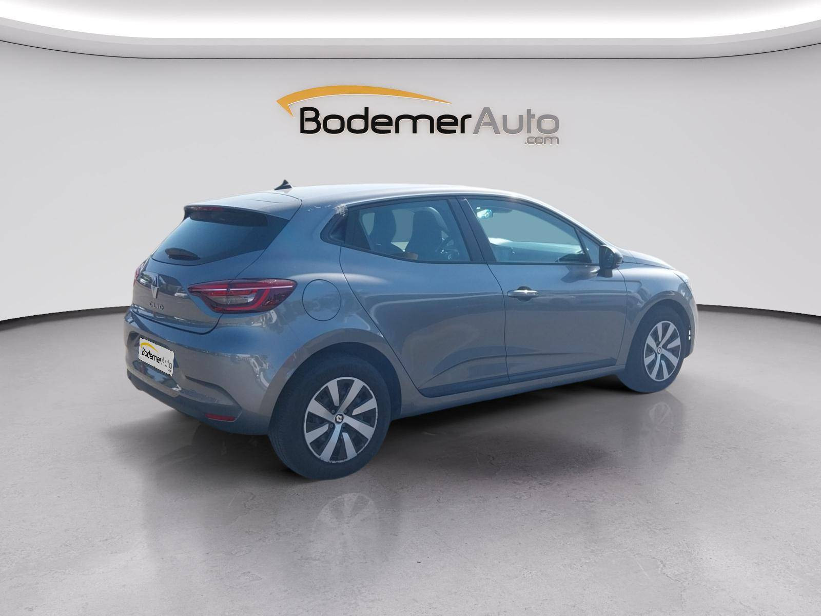 Vente en ligne Renault Clio 5 Clio TCe 90 au prix de 13 490 €