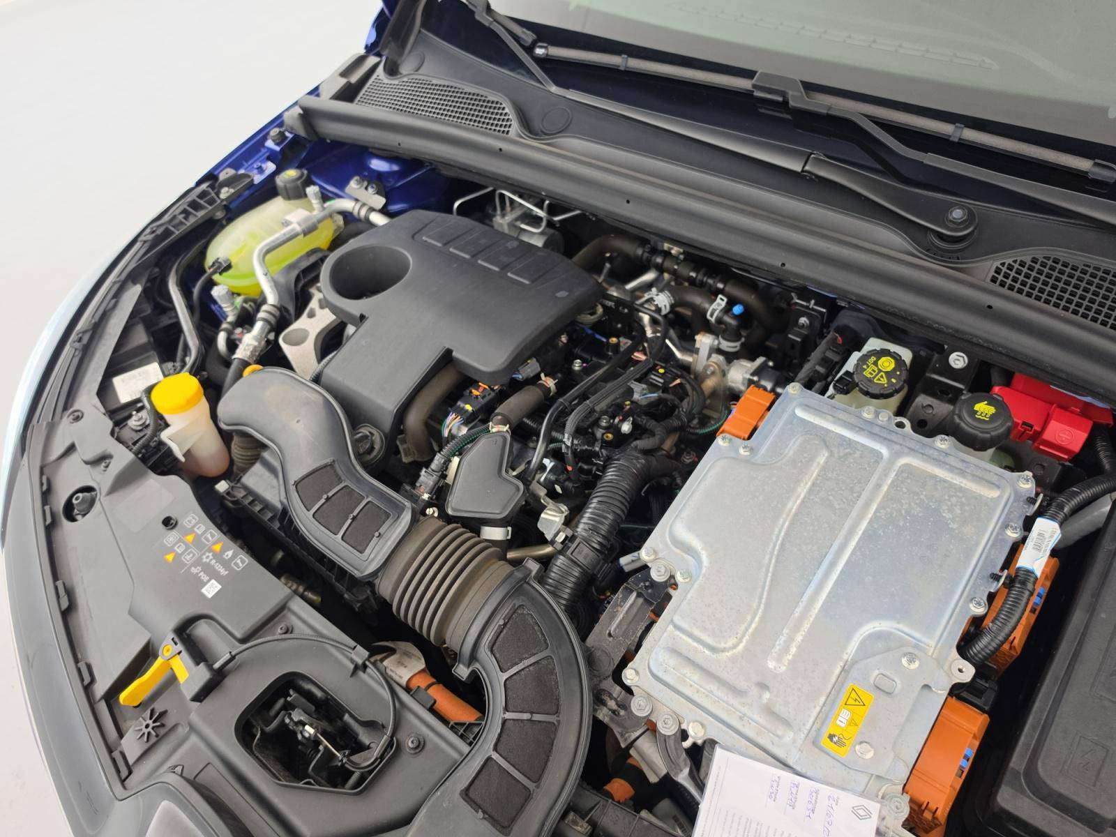 Vente en ligne Renault Clio 5 Clio E-Tech 140 - 21N au prix de 15 990 €