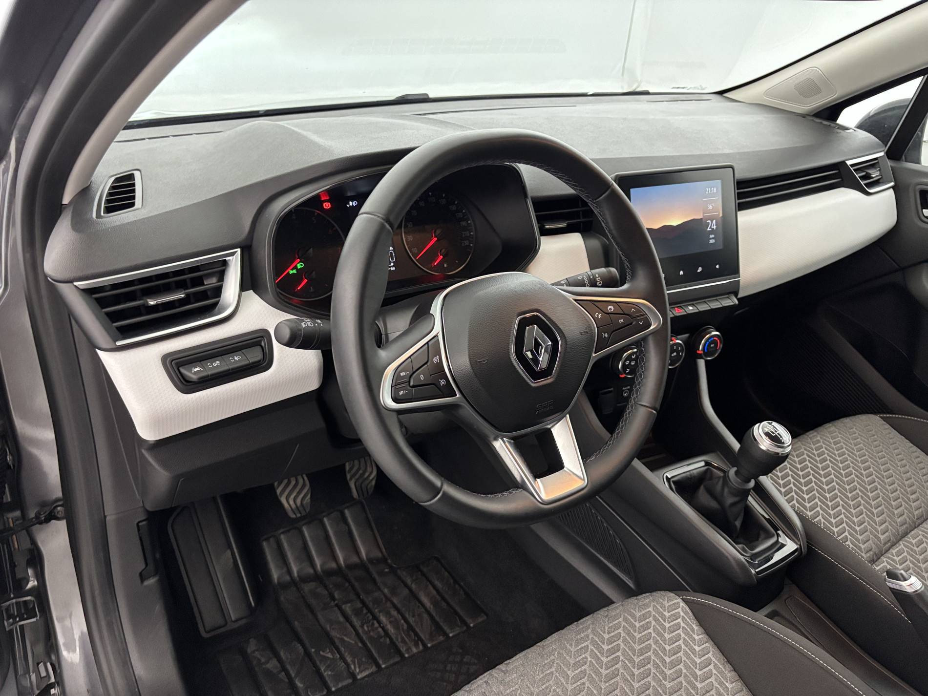 Vente en ligne Renault Clio 5 Clio TCe 90 au prix de 14 790 €