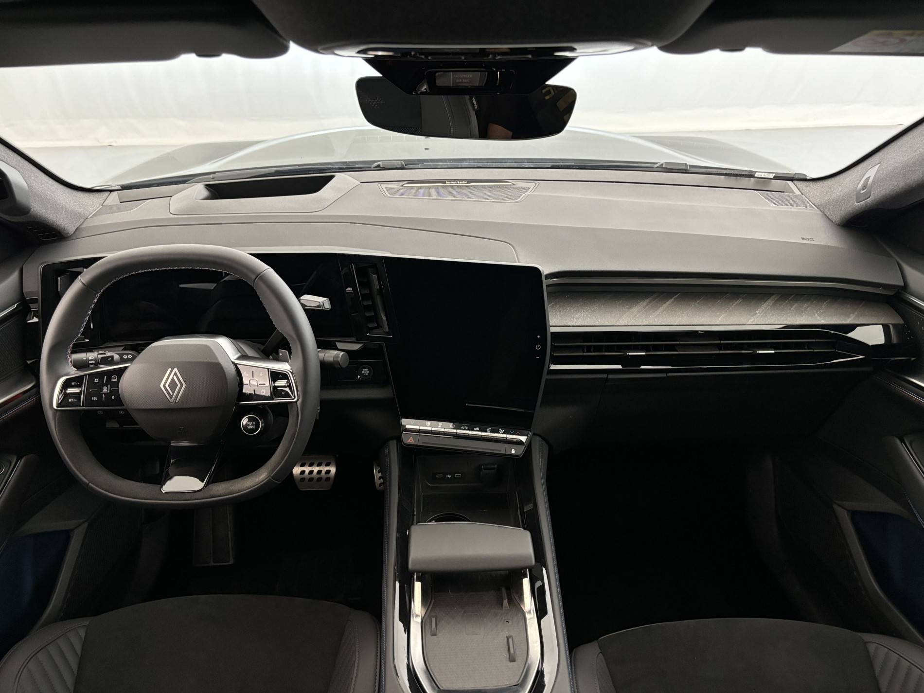 Vente en ligne Renault Rafale  E-Tech full hybrid 200 ch au prix de 40 990 €