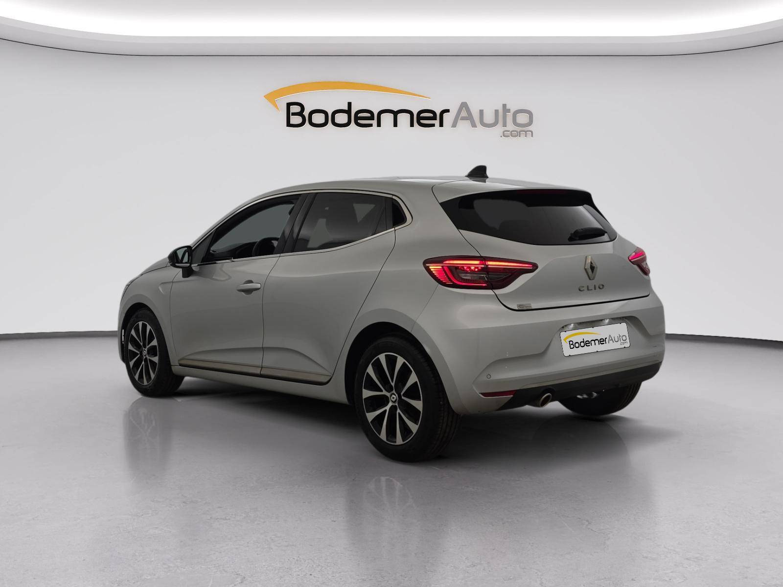 Vente en ligne Renault Clio 5 Clio TCe 90 au prix de 14 490 €