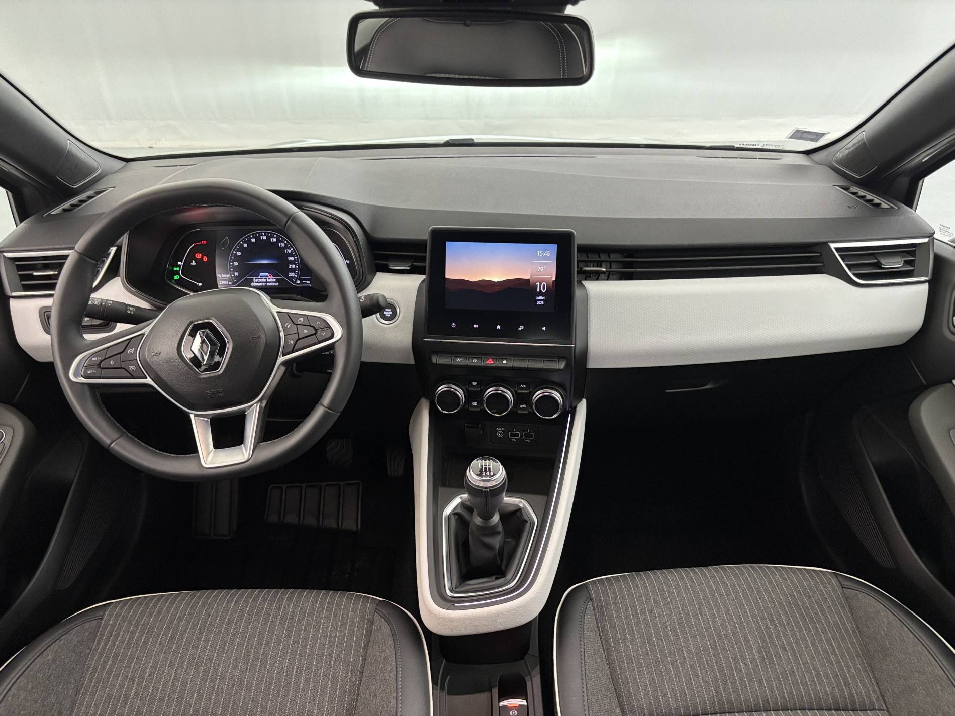 Vente en ligne Renault Clio 5 Clio TCe 90 - 21N au prix de 14 890 €