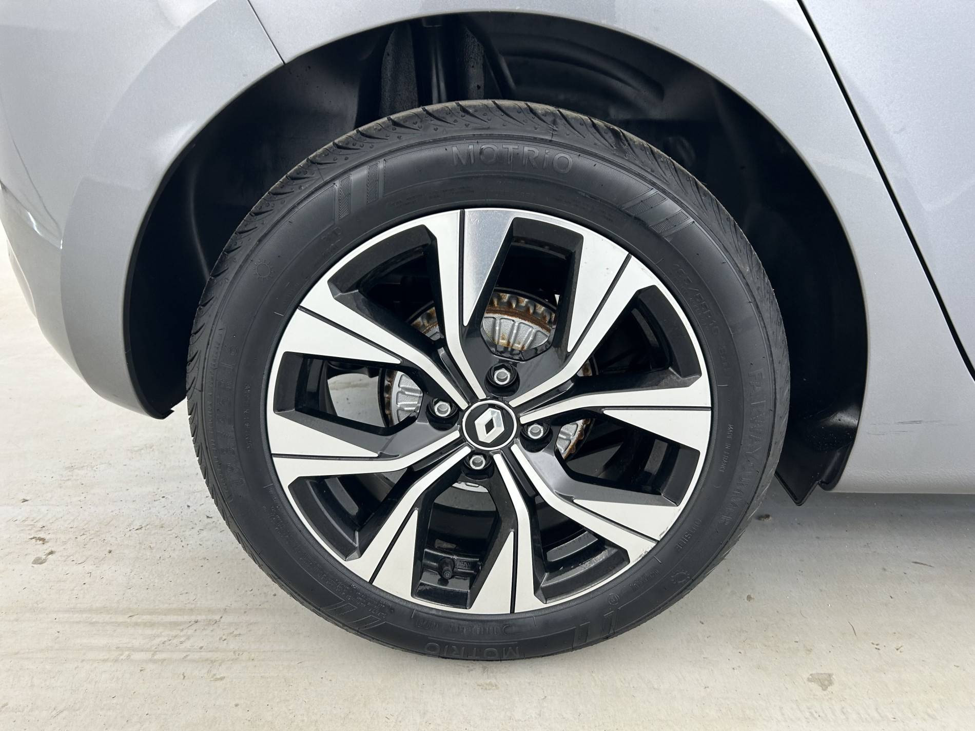 Vente en ligne Renault Clio 5 Clio TCe 90 au prix de 13 790 €