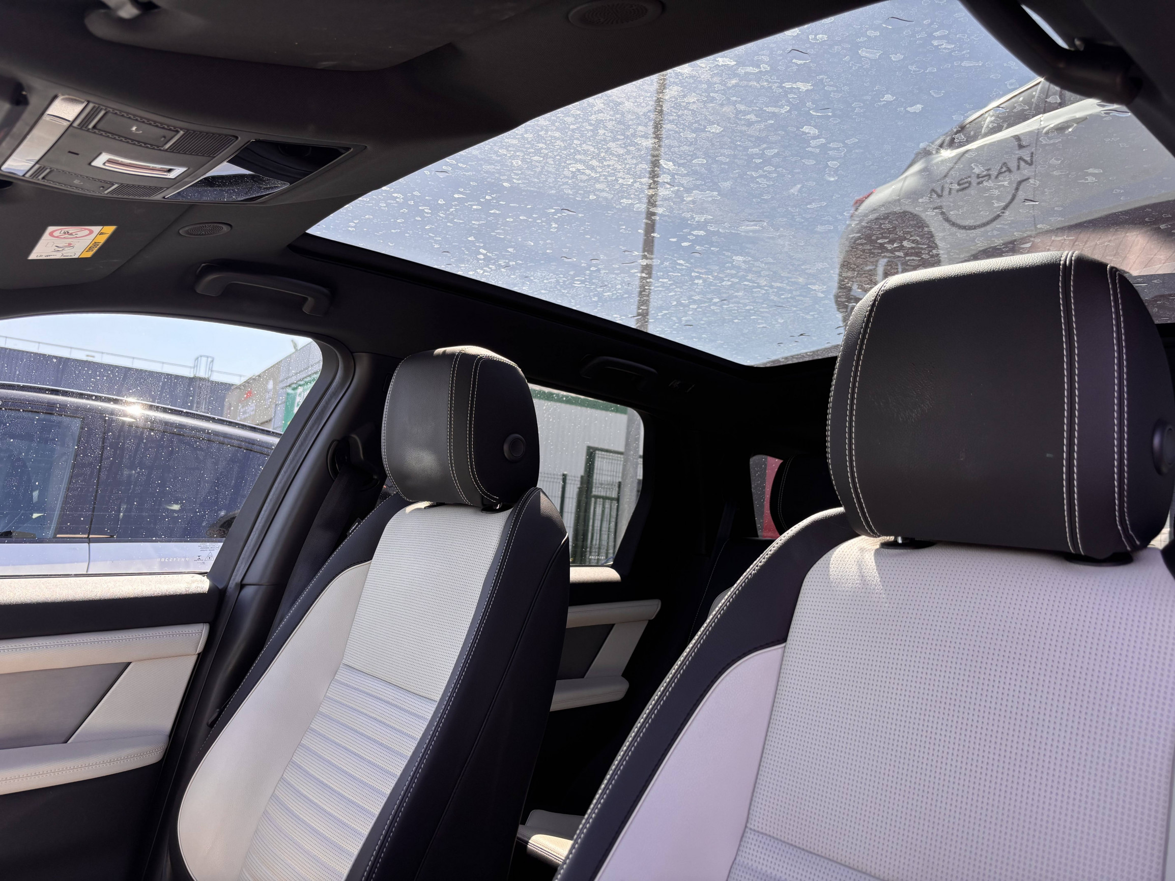 Vente en ligne Land Rover Discovery Sport  Mark VII P200 FLEXFUEL MHEV AWD BVA au prix de 34 990 €