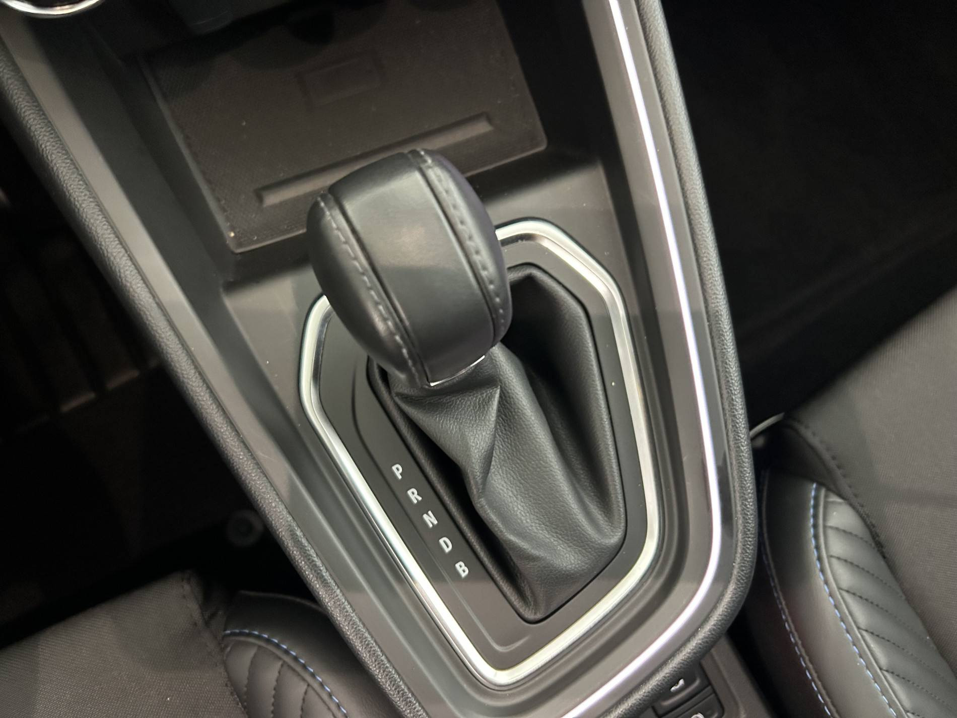 Vente en ligne Renault Clio 5 Clio E-Tech full hybrid 145 au prix de 20 500 €