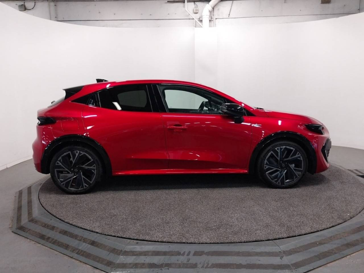 Vente en ligne Renault Clio 6 Clio E-Tech full hybrid 160 ch au prix de 30 800 €