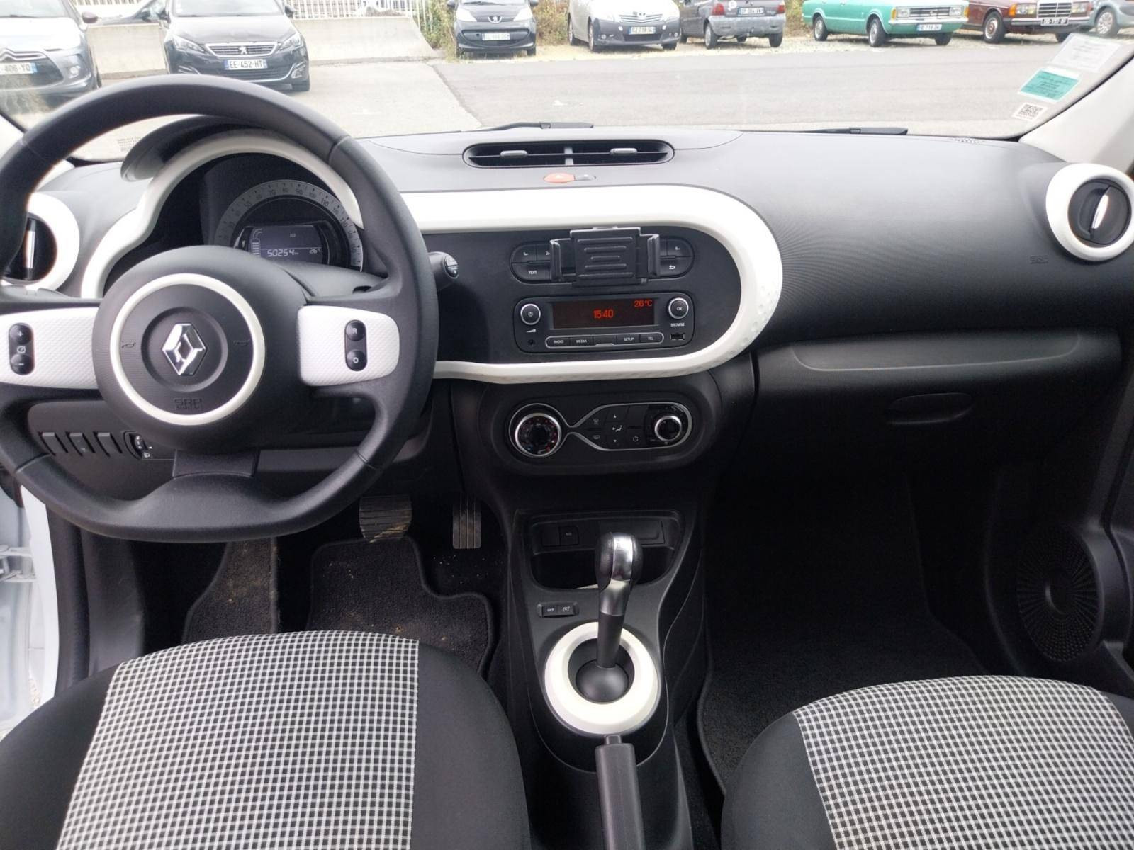 Vente en ligne Renault Twingo Electrique Twingo III E-Tech au prix de 12 900 €
