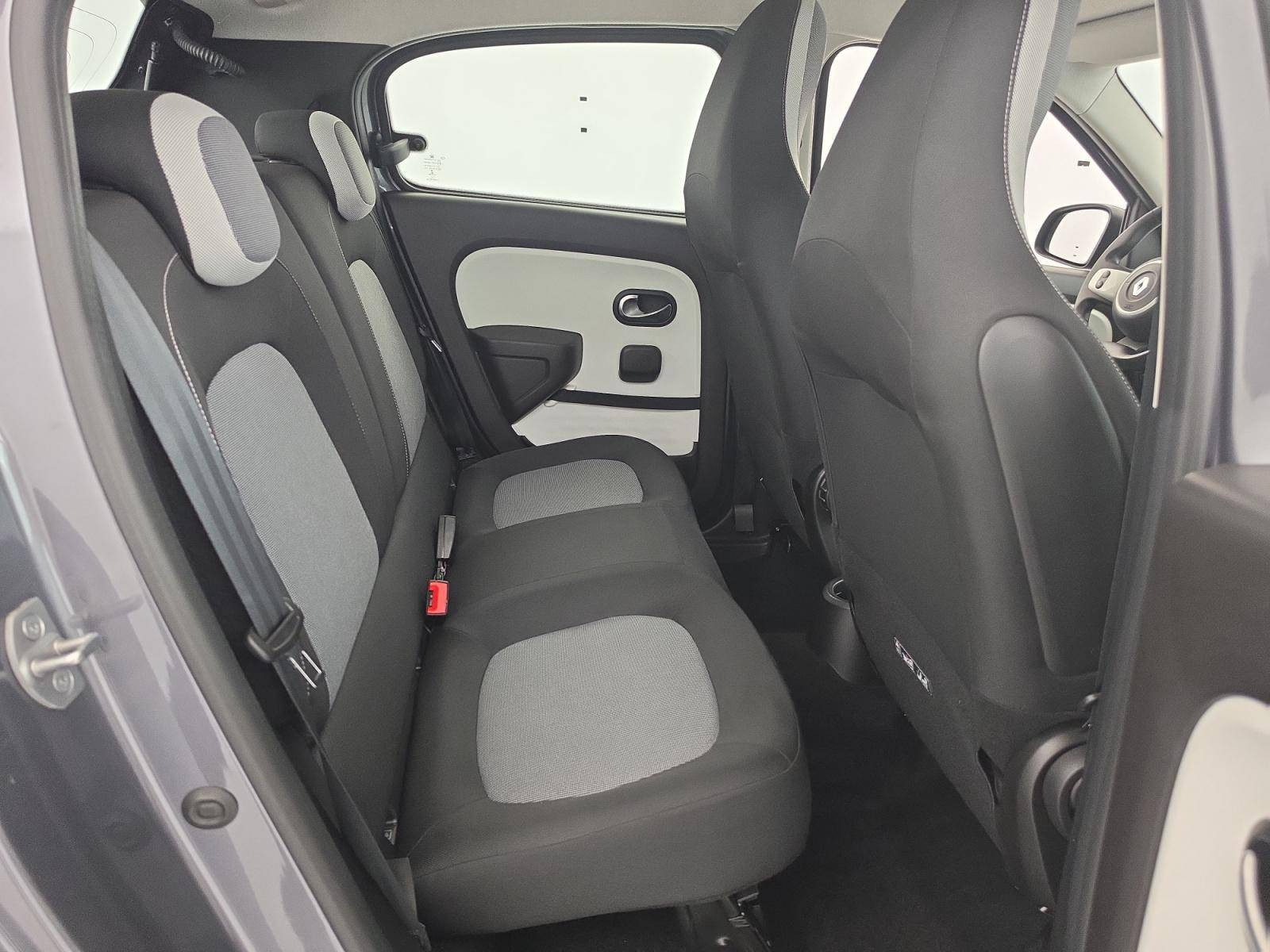 Vente en ligne Renault Twingo Electrique Twingo III E-Tech au prix de 12 990 €