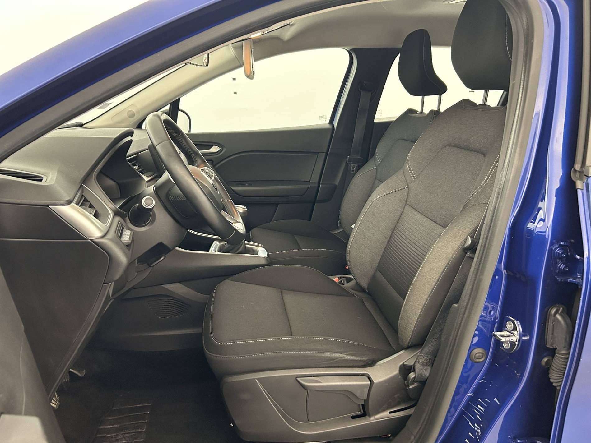 Vente en ligne Renault Captur  Blue dCi 95 au prix de 14 890 €