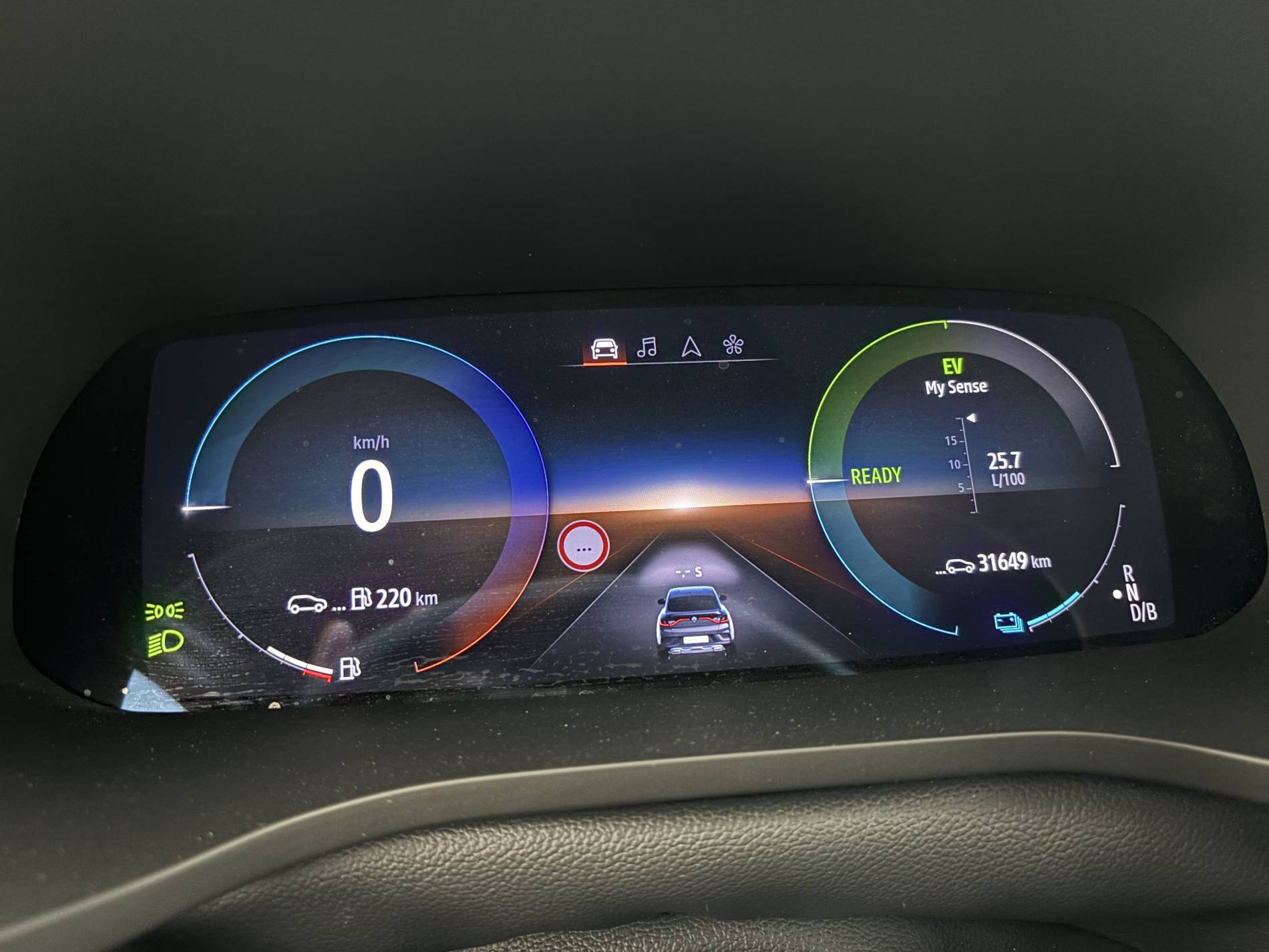 Vente en ligne Renault Arkana  E-Tech hybride 145 au prix de 24 990 €