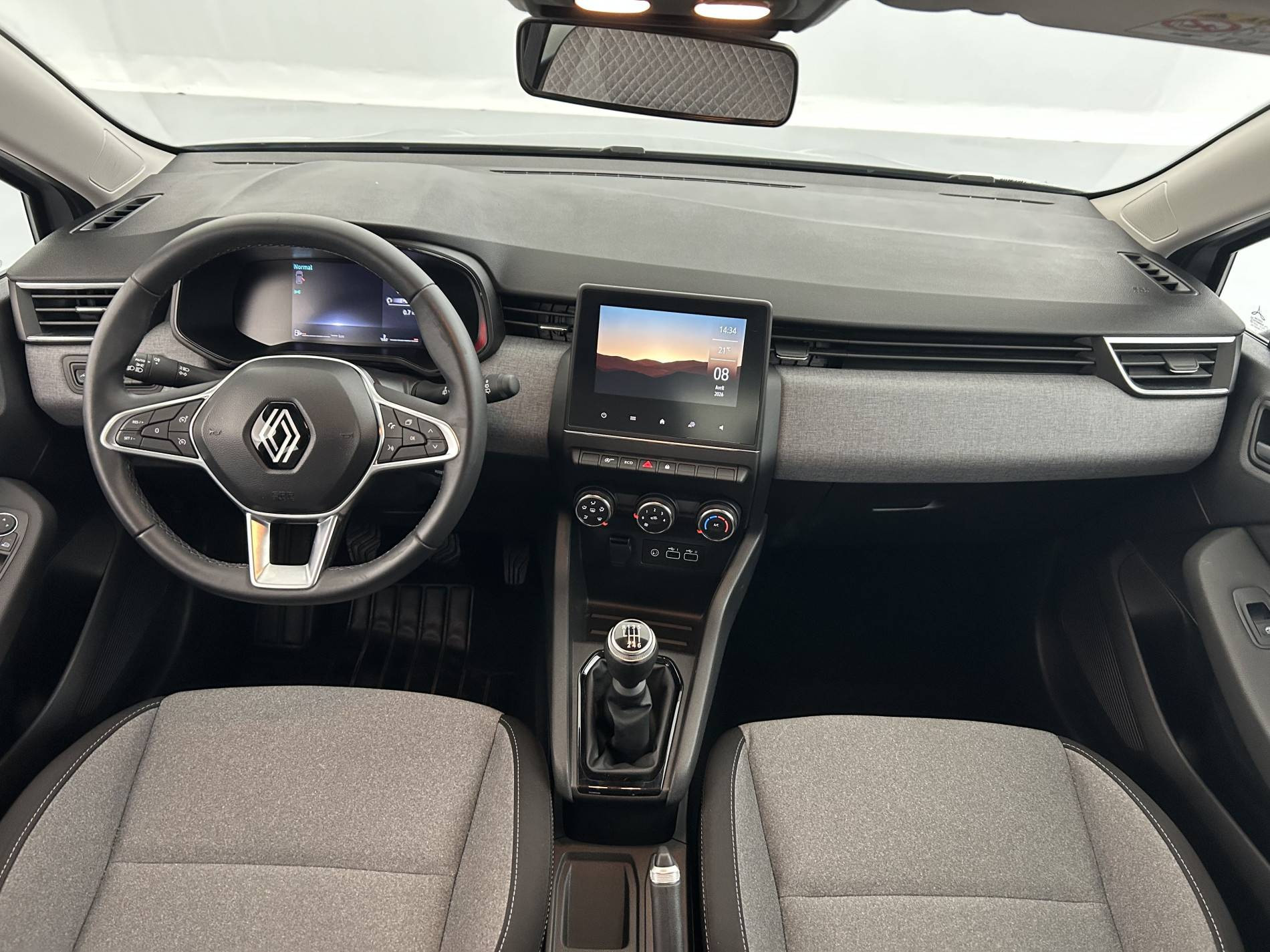 Vente en ligne Renault Clio 5 Clio TCe 90 au prix de 15 490 €