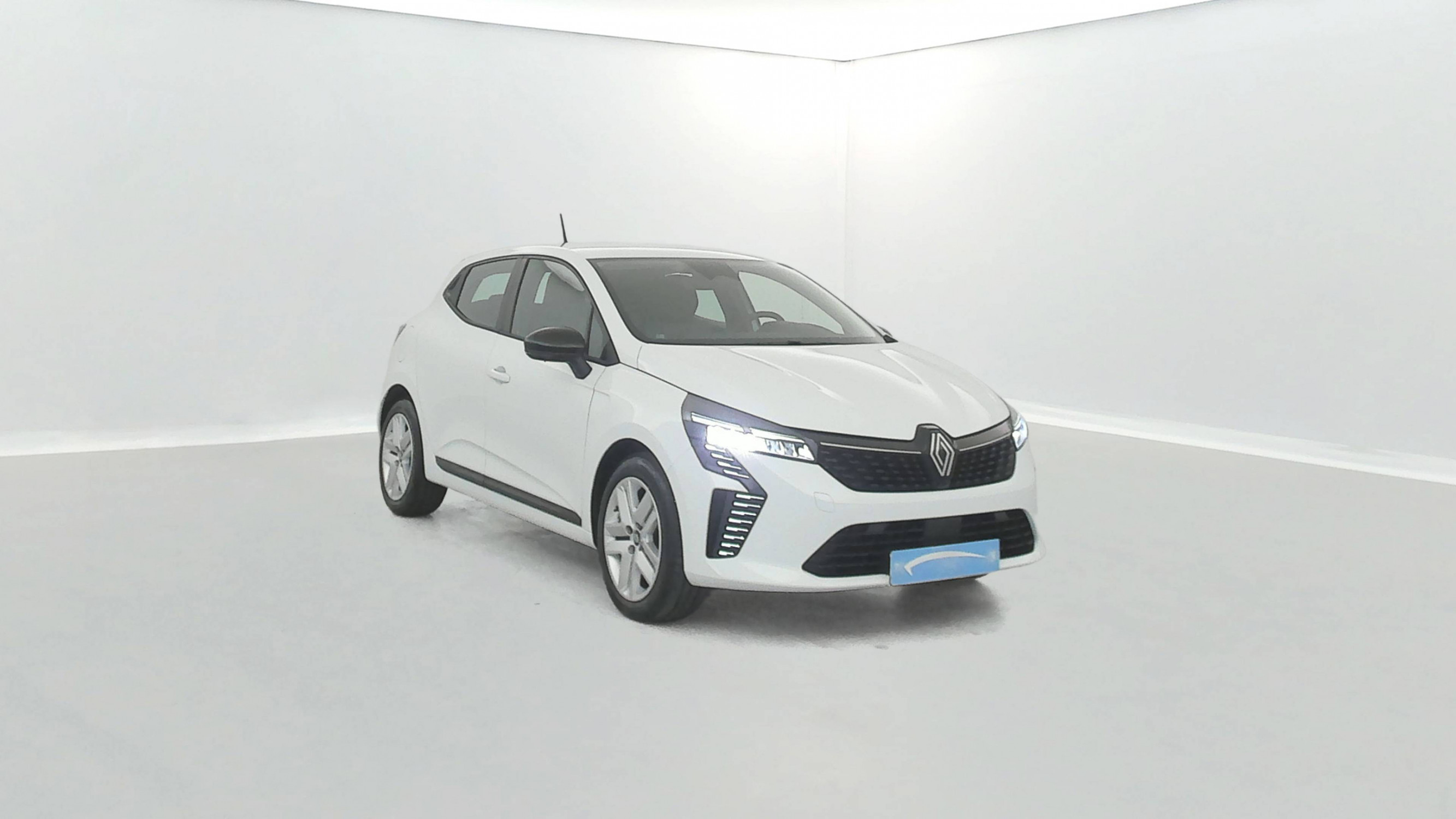 Vente en ligne Renault Clio 5 Clio Blue dCi 100 ch GSR2 au prix de 18 791 €