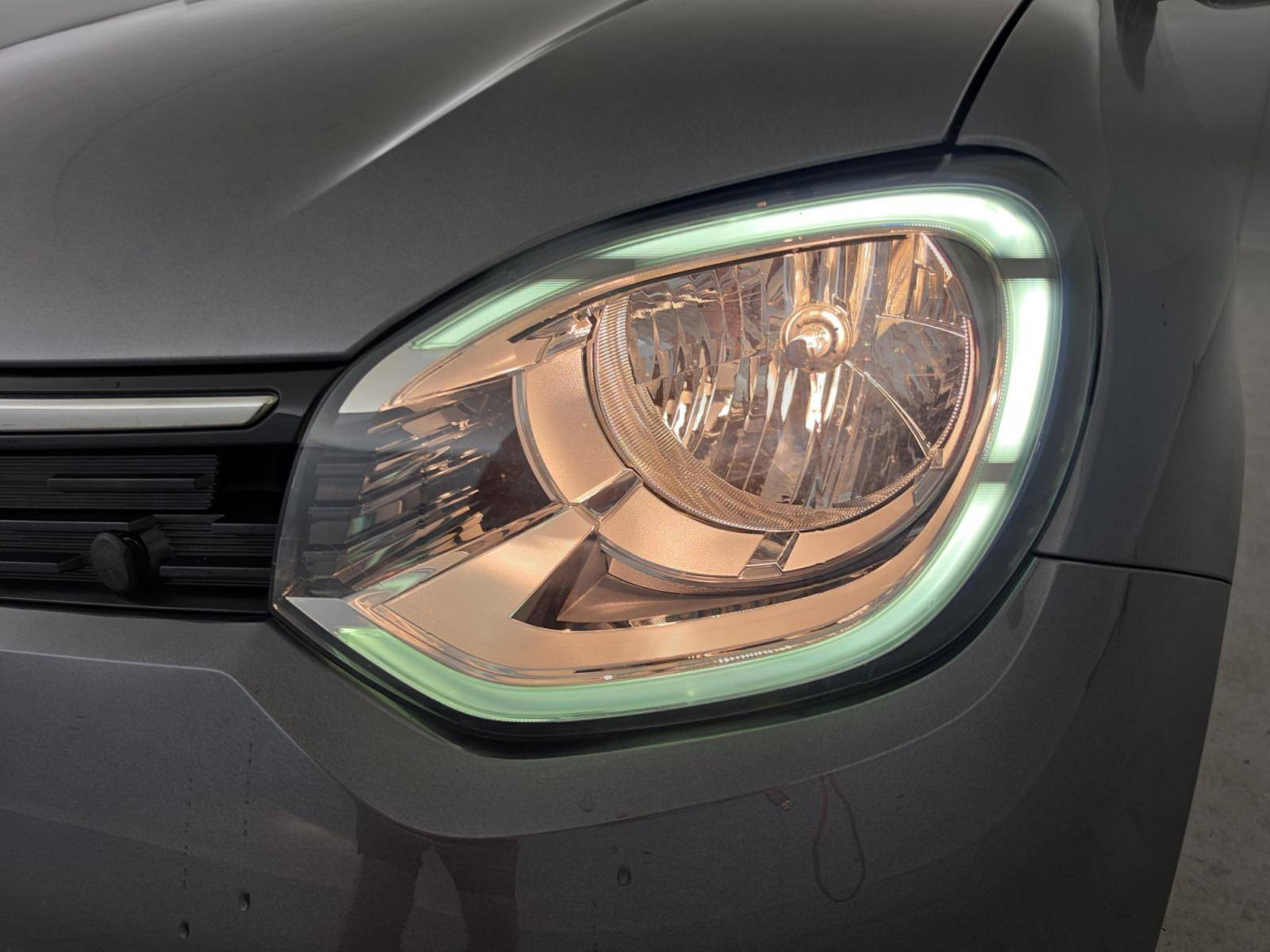 Vente en ligne Renault Twingo Electrique Twingo III E-Tech au prix de 12 990 €