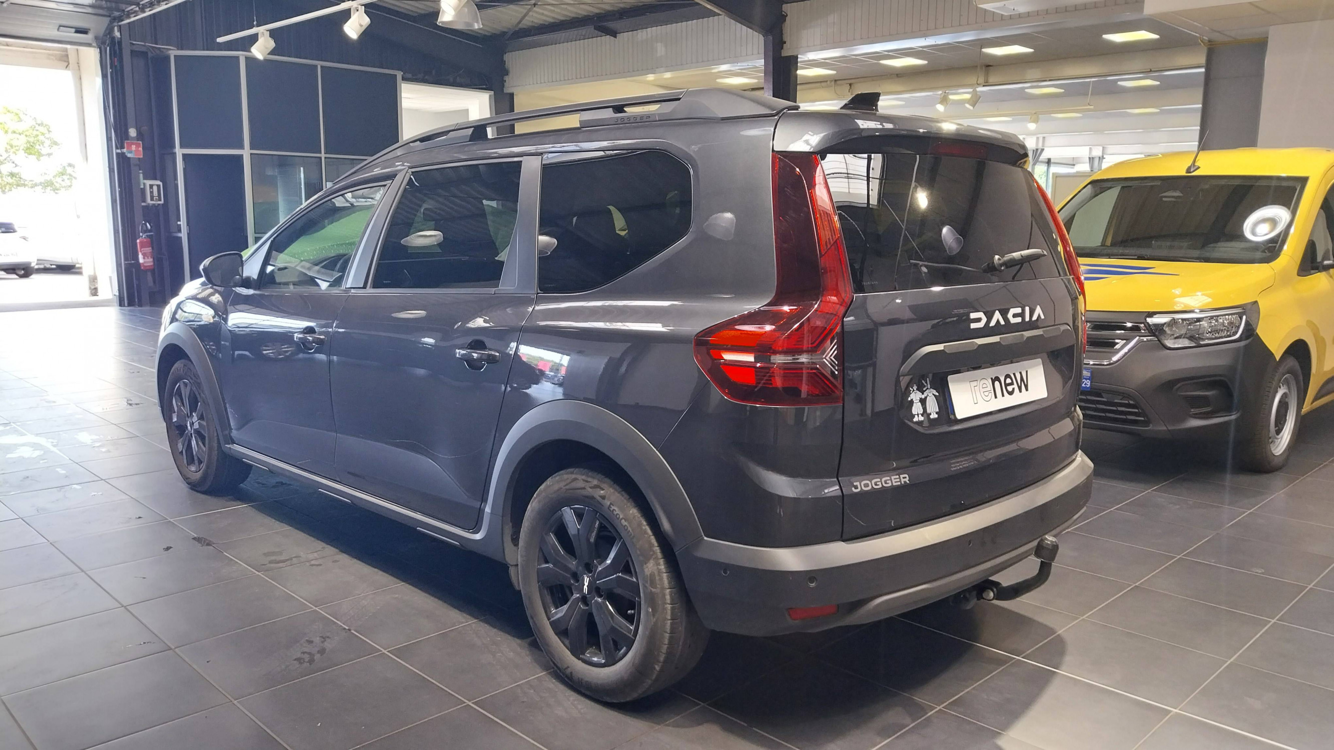 Vente en ligne Dacia Jogger  ECO-G 100 5 places  Attelage au prix de 18 890 €