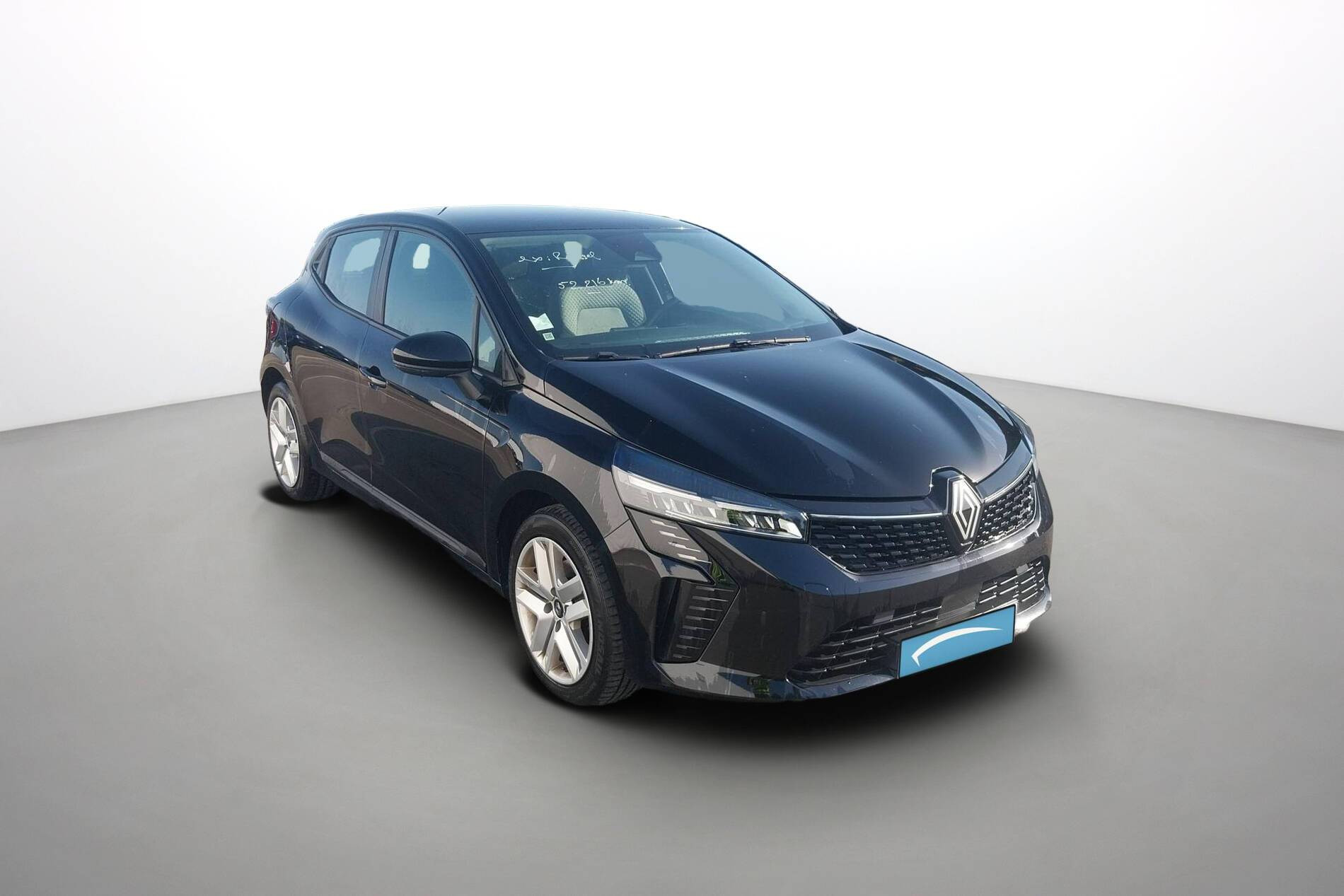Vente en ligne Renault Clio 5 Clio dCi 100 au prix de 15 890 €