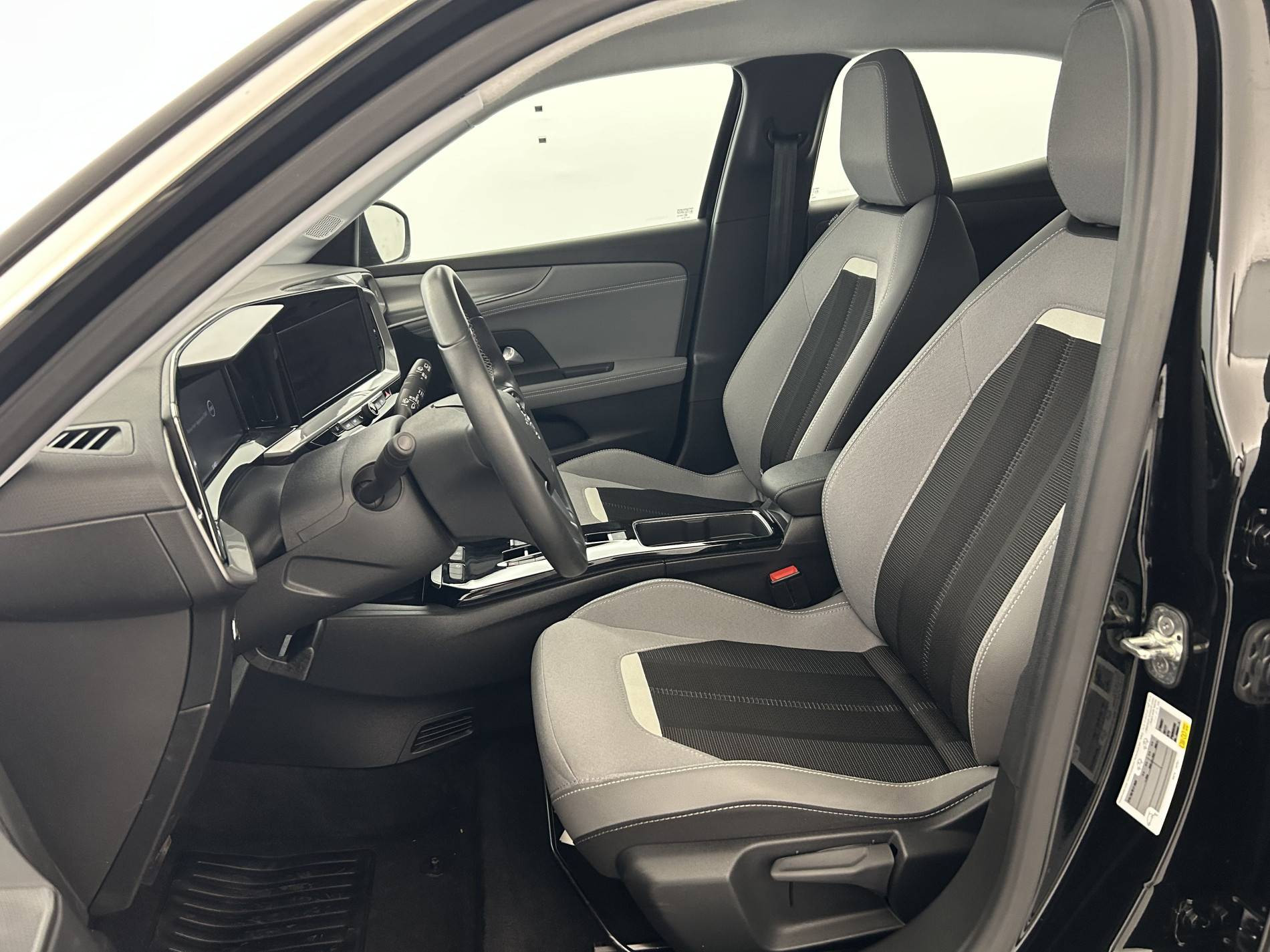Vente en ligne Opel Mokka-e  136 ch & Batterie 50 kWh au prix de 15 490 €
