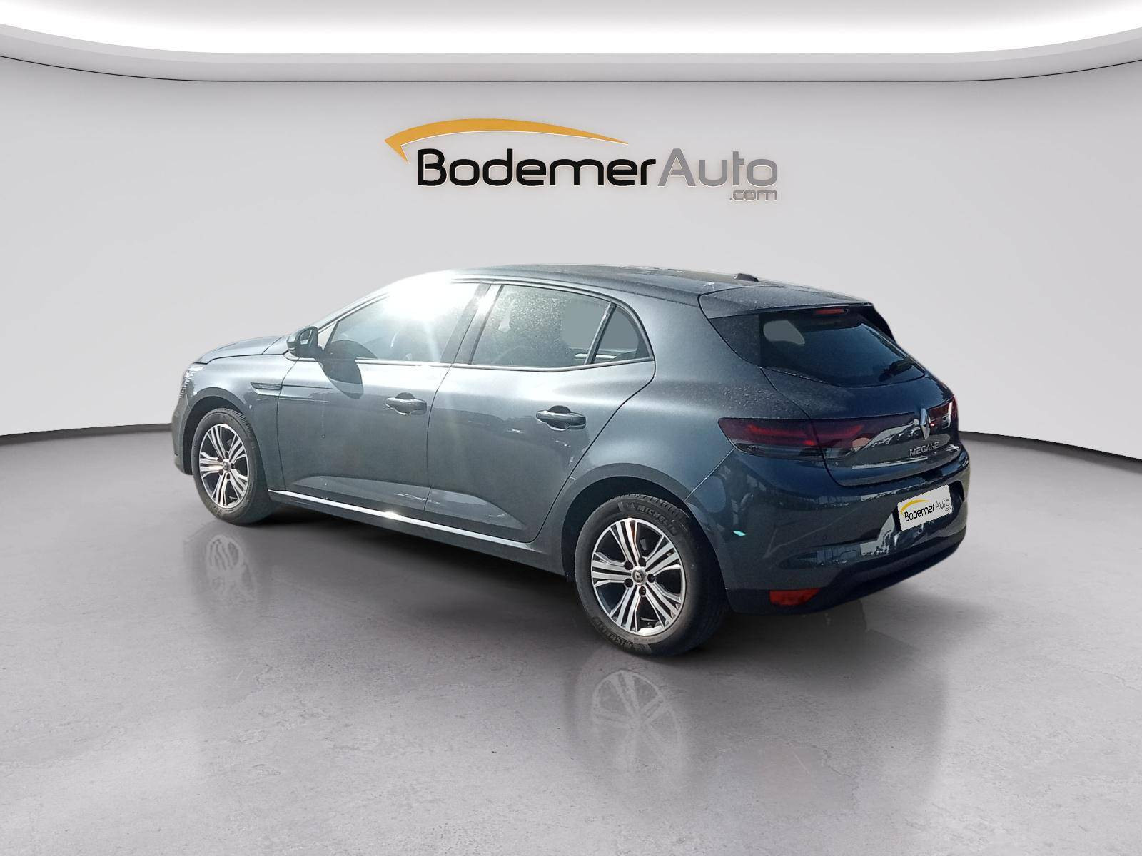 Vente en ligne Renault Megane 4  Blue dCi 115 EDC au prix de 15 690 €