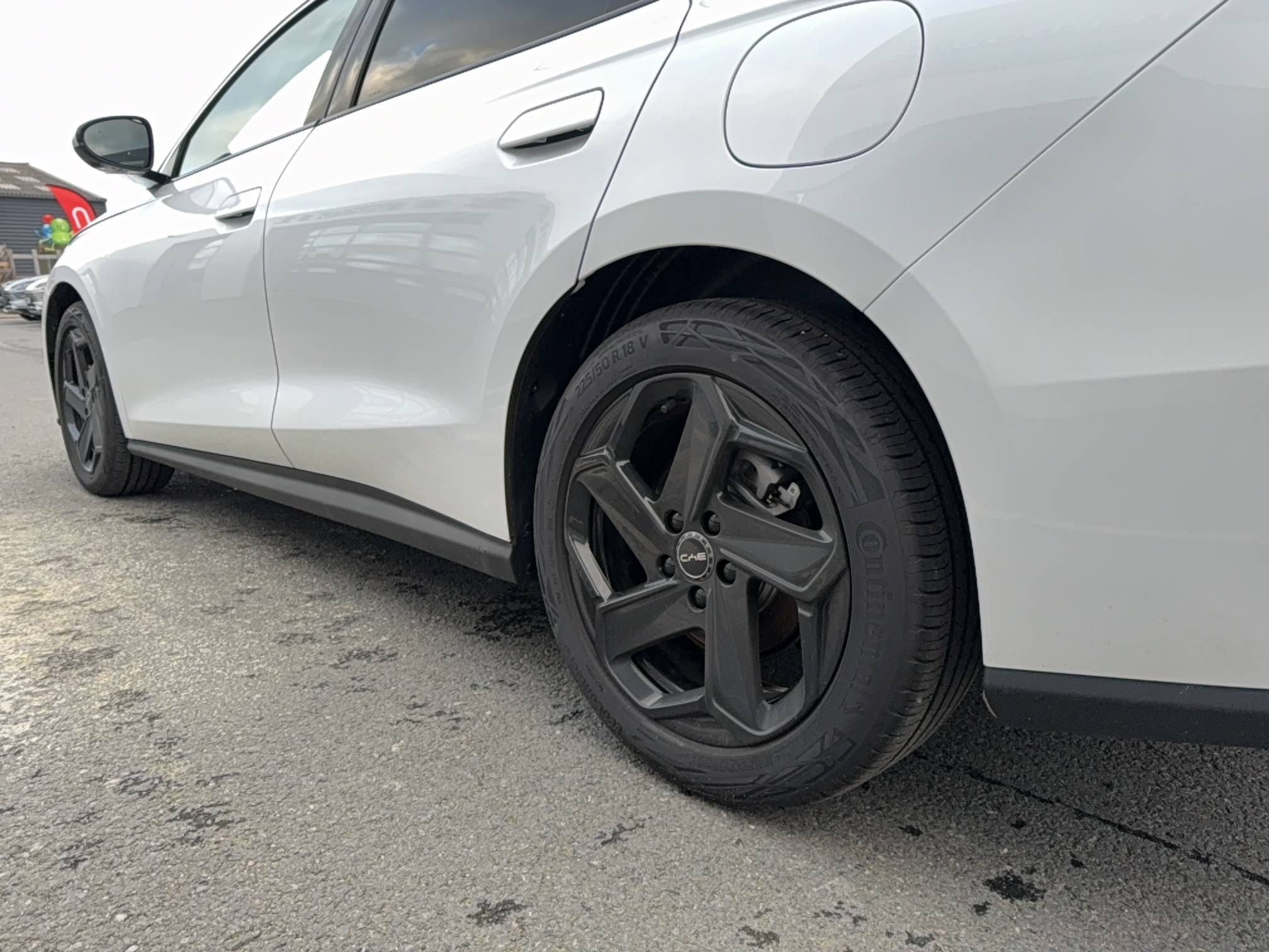 Vente en ligne Byd Seal 6 DM-i Touring  1.5l DM-i 156 kW PHEV au prix de 36 390 €