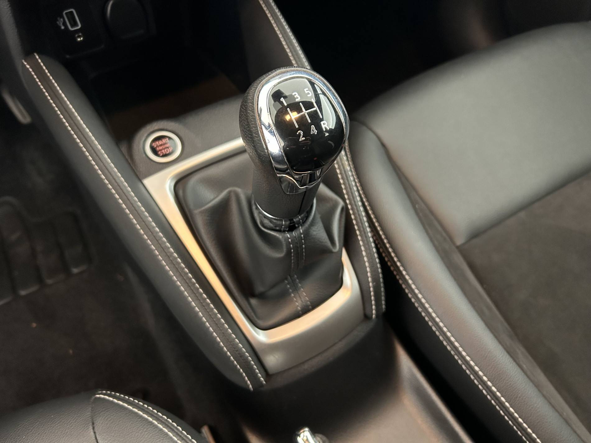 Vente en ligne Nissan Micra Micra IG-T 100 au prix de 13 290 €