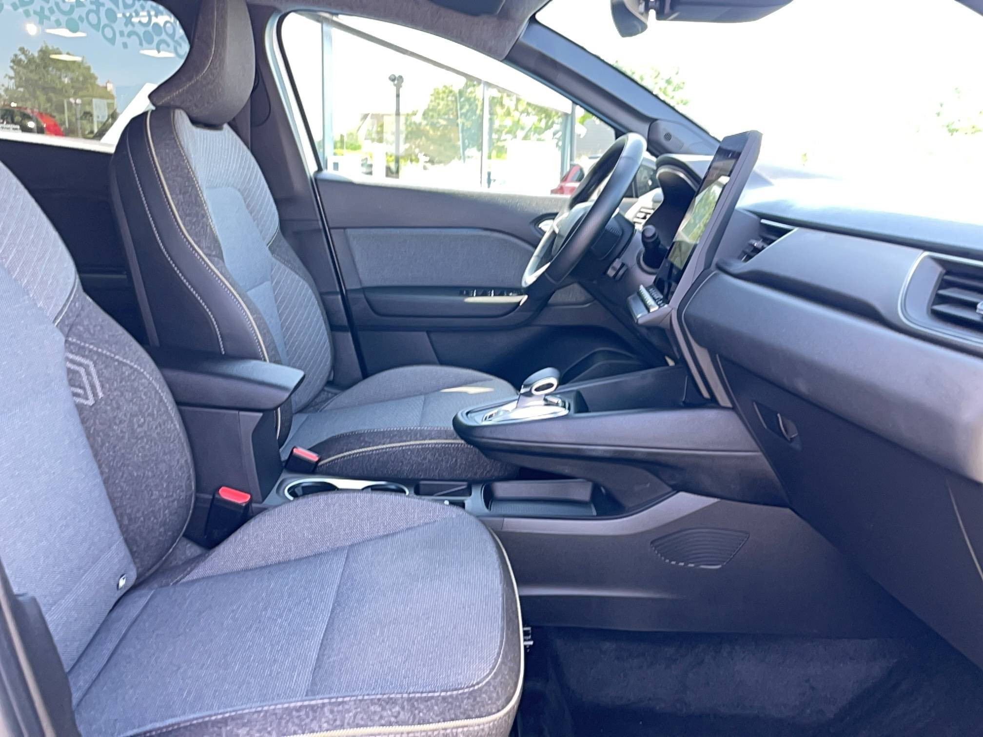 Vente en ligne Renault Symbioz  E-Tech full hybrid 145 au prix de 27 490 €