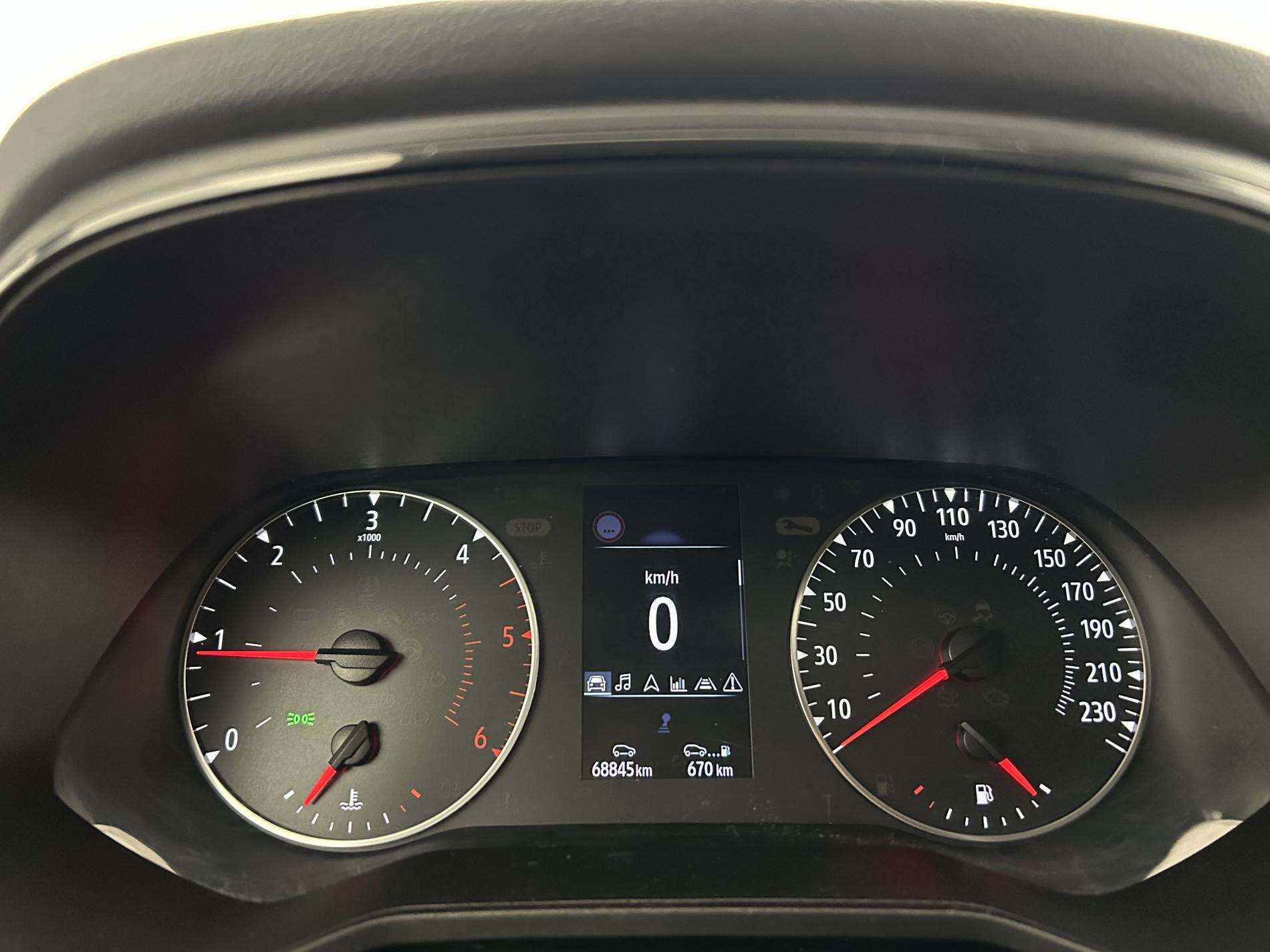 Vente en ligne Renault Clio 5 Clio Blue dCi 100 au prix de 14 390 €