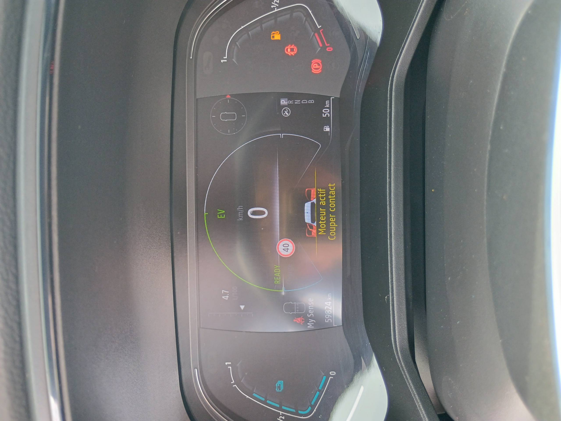 Vente en ligne Renault Clio 5 Clio E-Tech full hybrid 145 au prix de 16 990 €