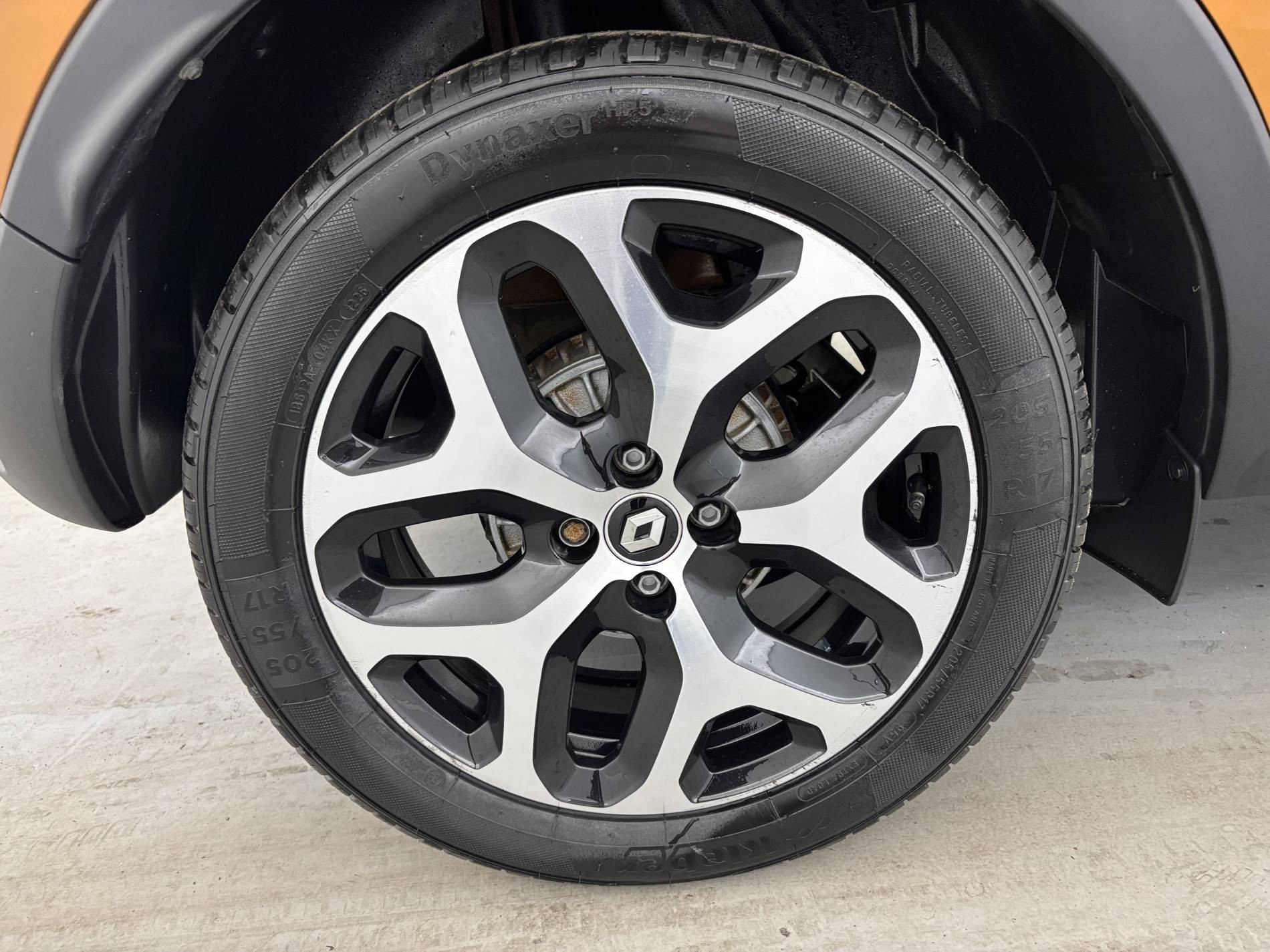 Vente en ligne Renault Captur  TCe 150 FAP EDC au prix de 14 490 €
