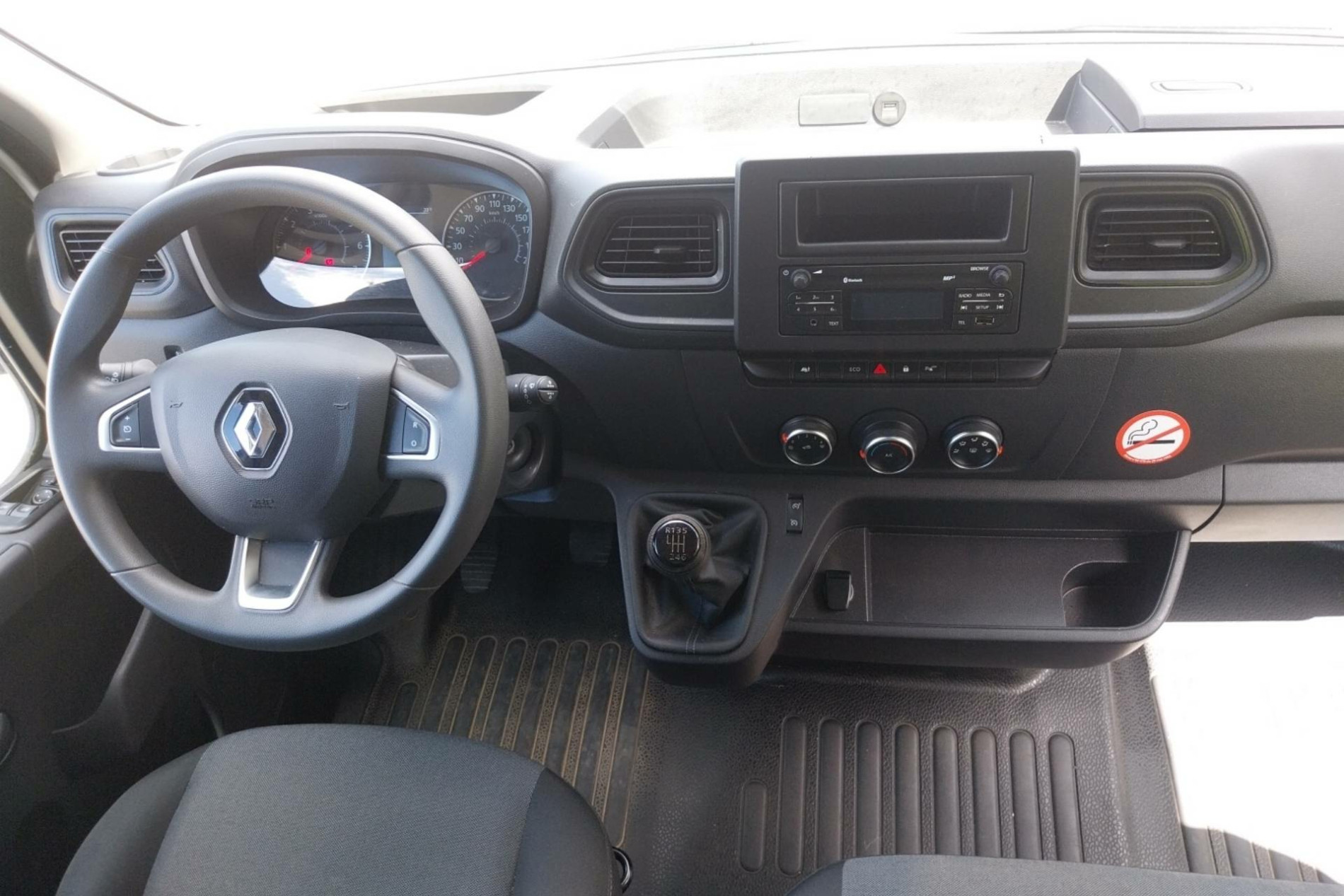 Vente en ligne Renault Master Fourgon MASTER FGN TRAC F3500 L2H2 BLUE DCI 135 au prix de 24 990 €